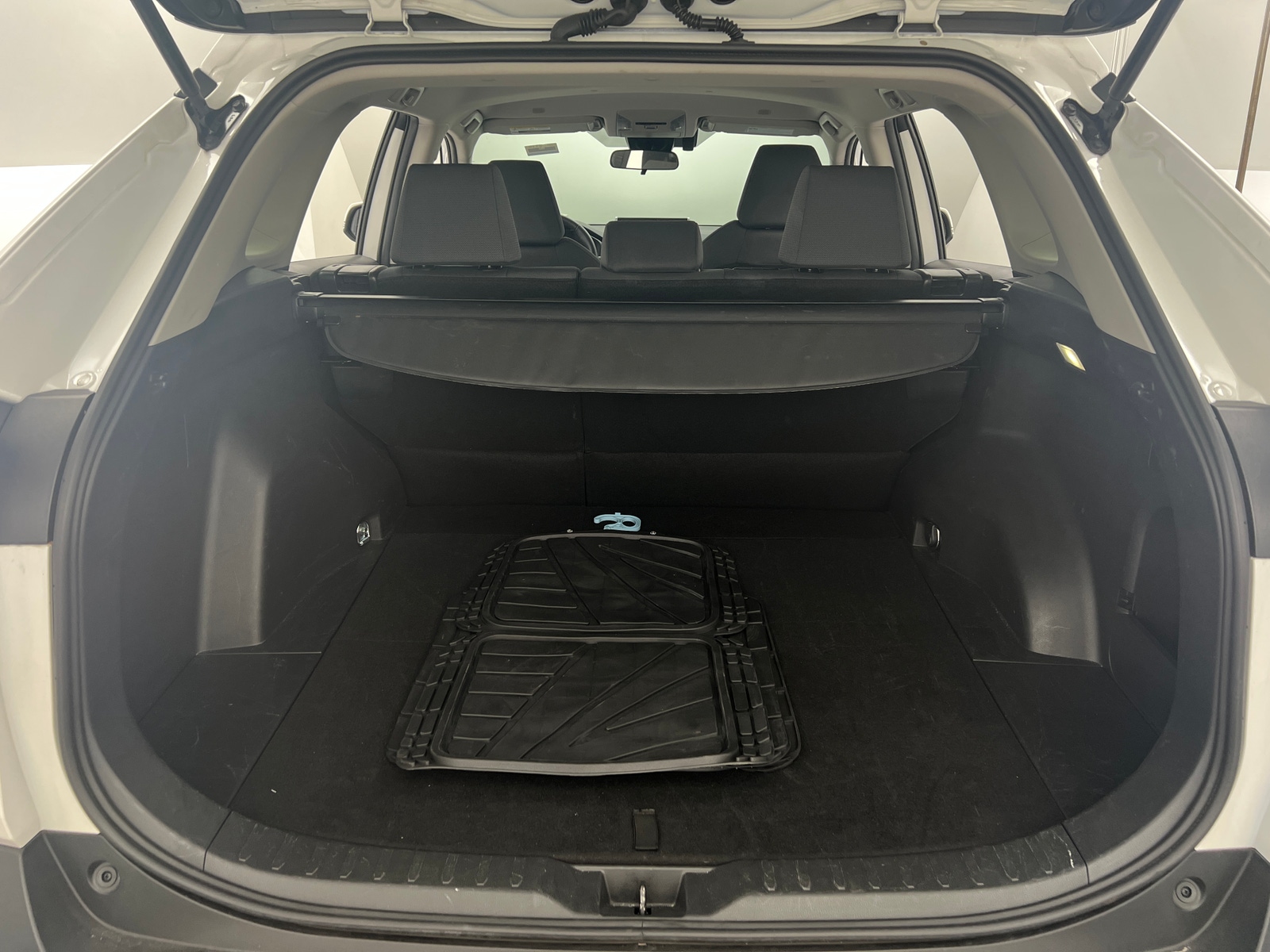 Thumbnail: 2025 Toyota RAV4 - 7