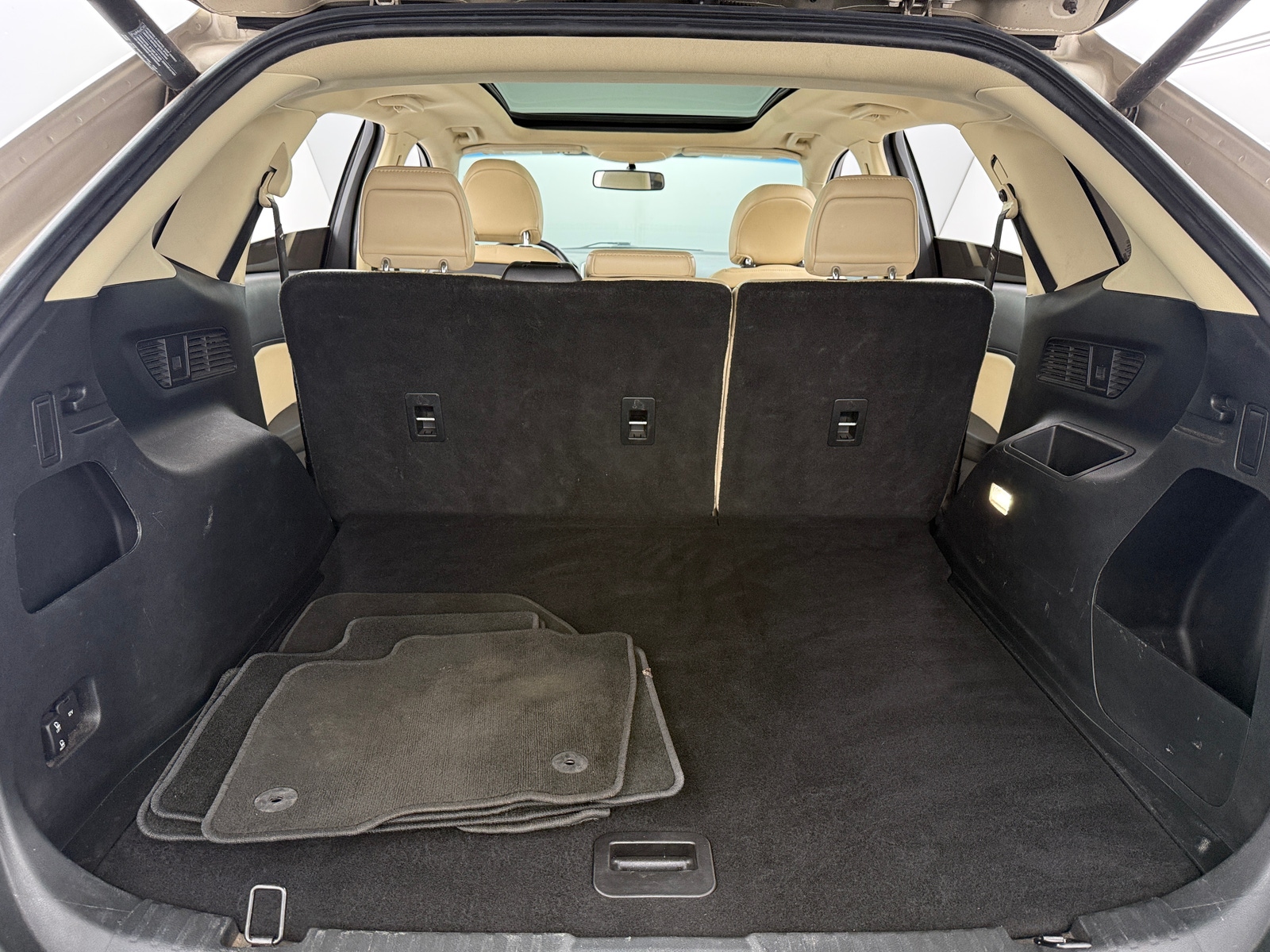 Thumbnail: 2018 Ford Edge - 6