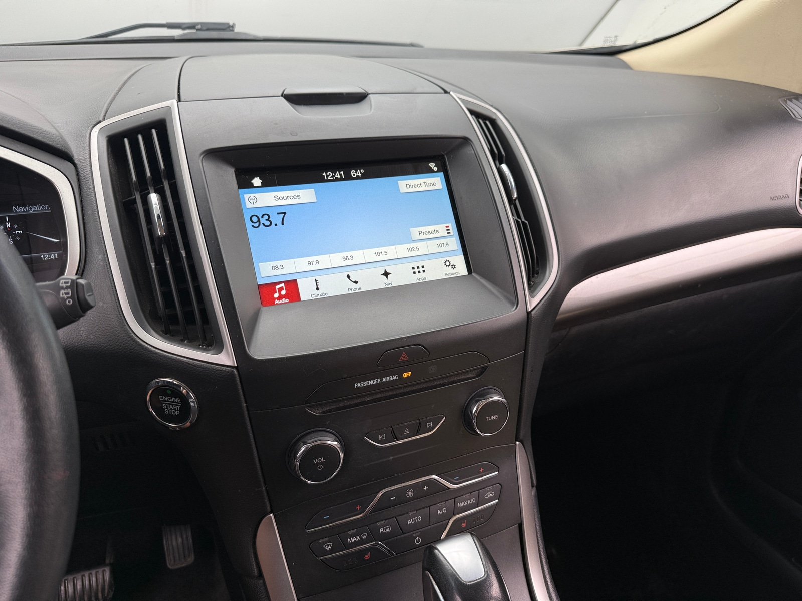 Thumbnail: 2018 Ford Edge - 3