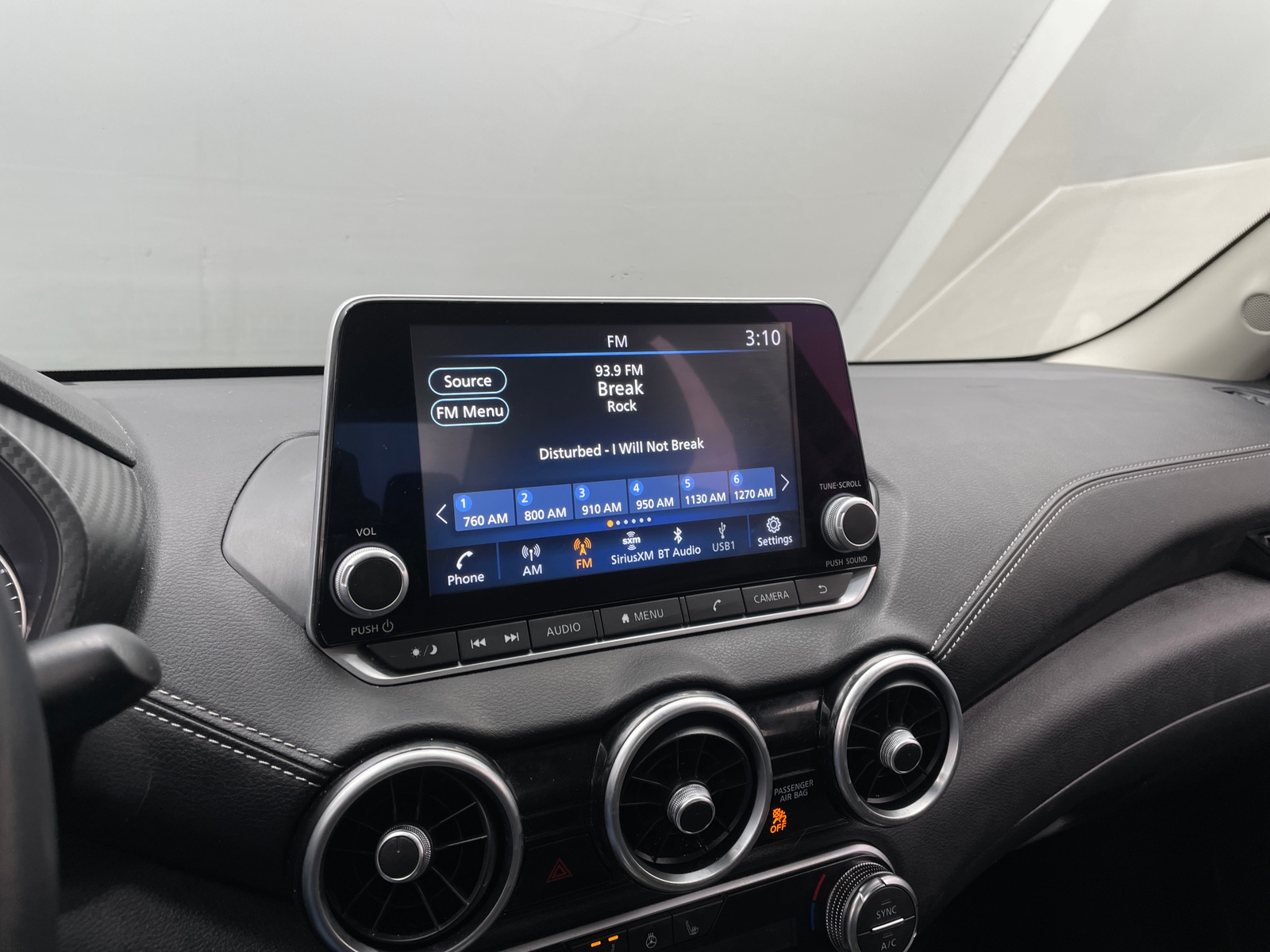 Thumbnail: 2022 Nissan Sentra - 4