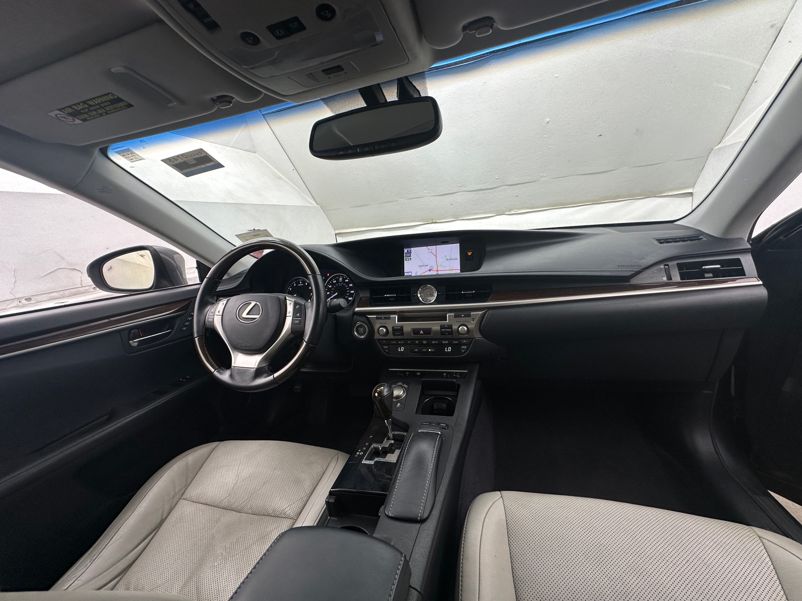 Thumbnail: 2014 Lexus ES - 2