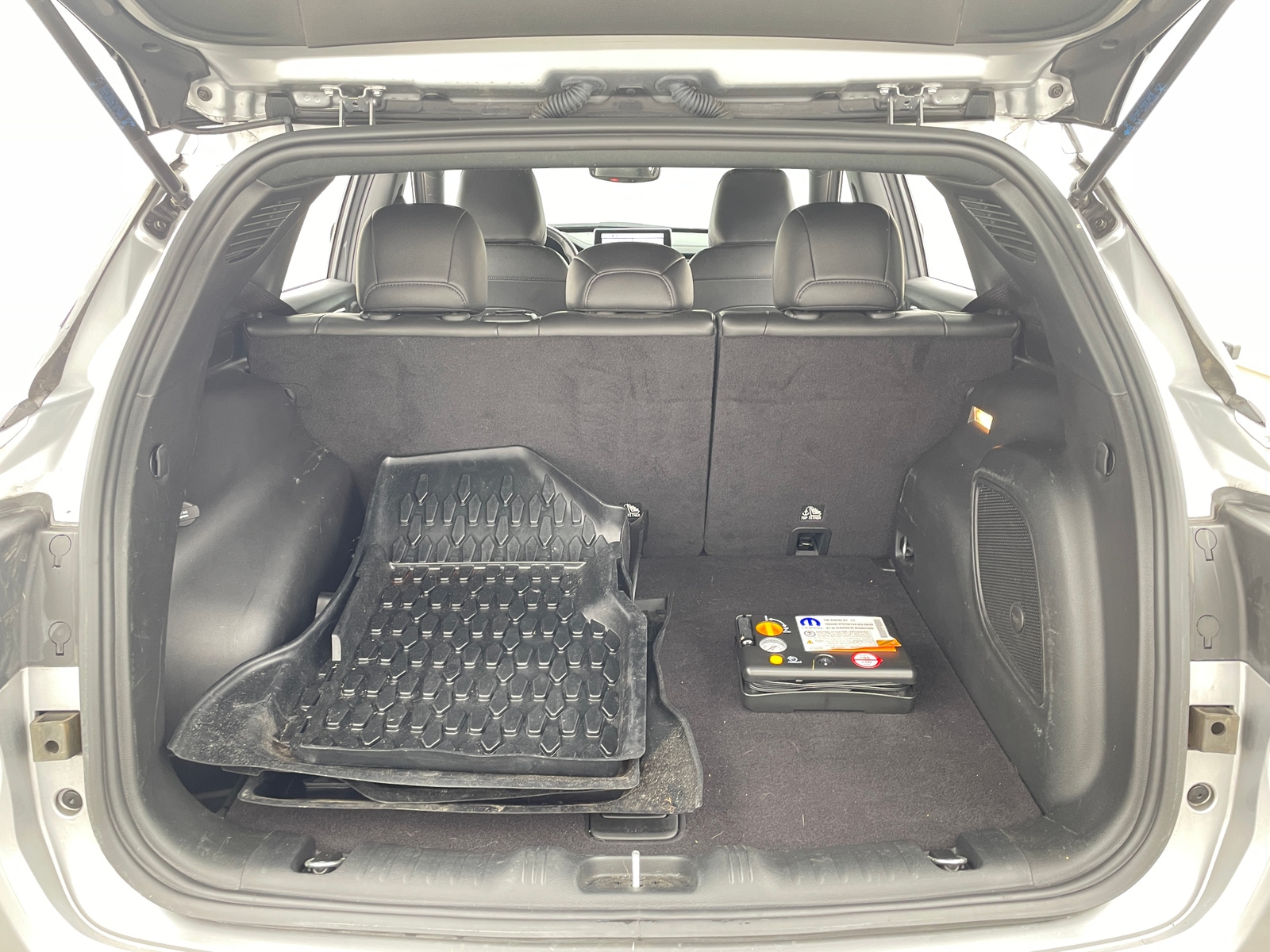 Thumbnail: 2022 Jeep Compass - 6