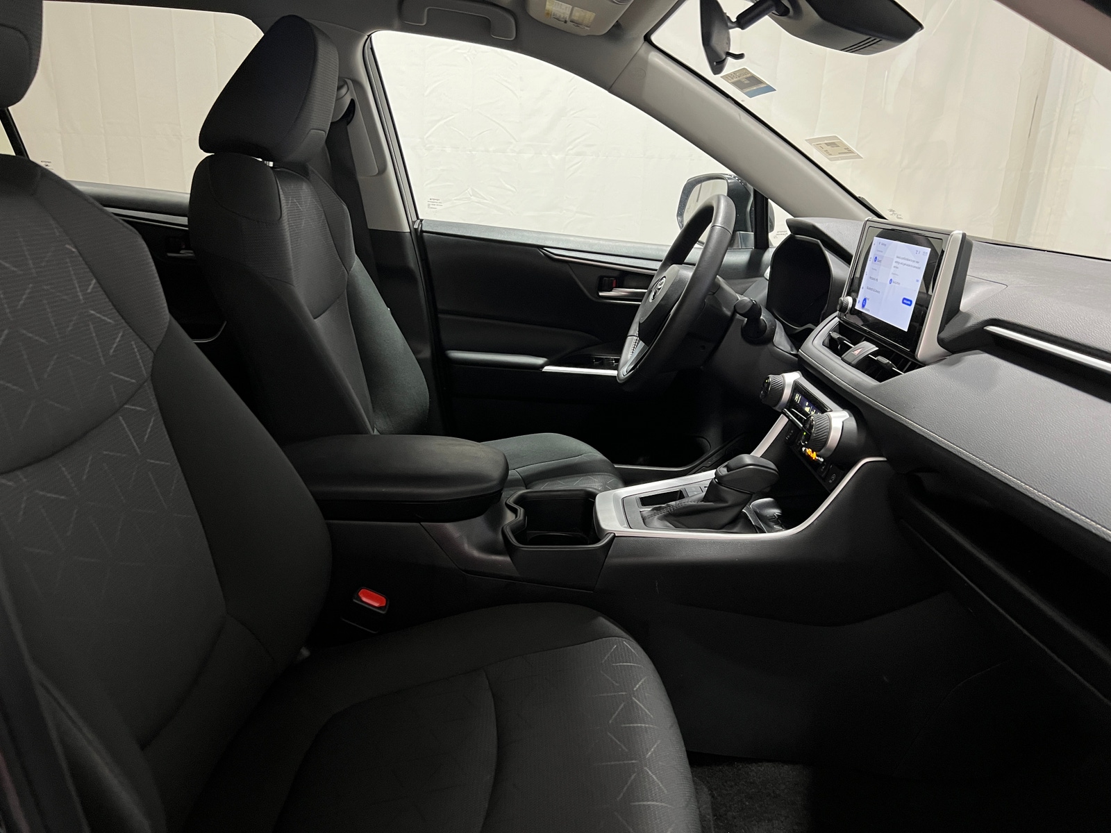 Thumbnail: 2025 Toyota RAV4 - 2