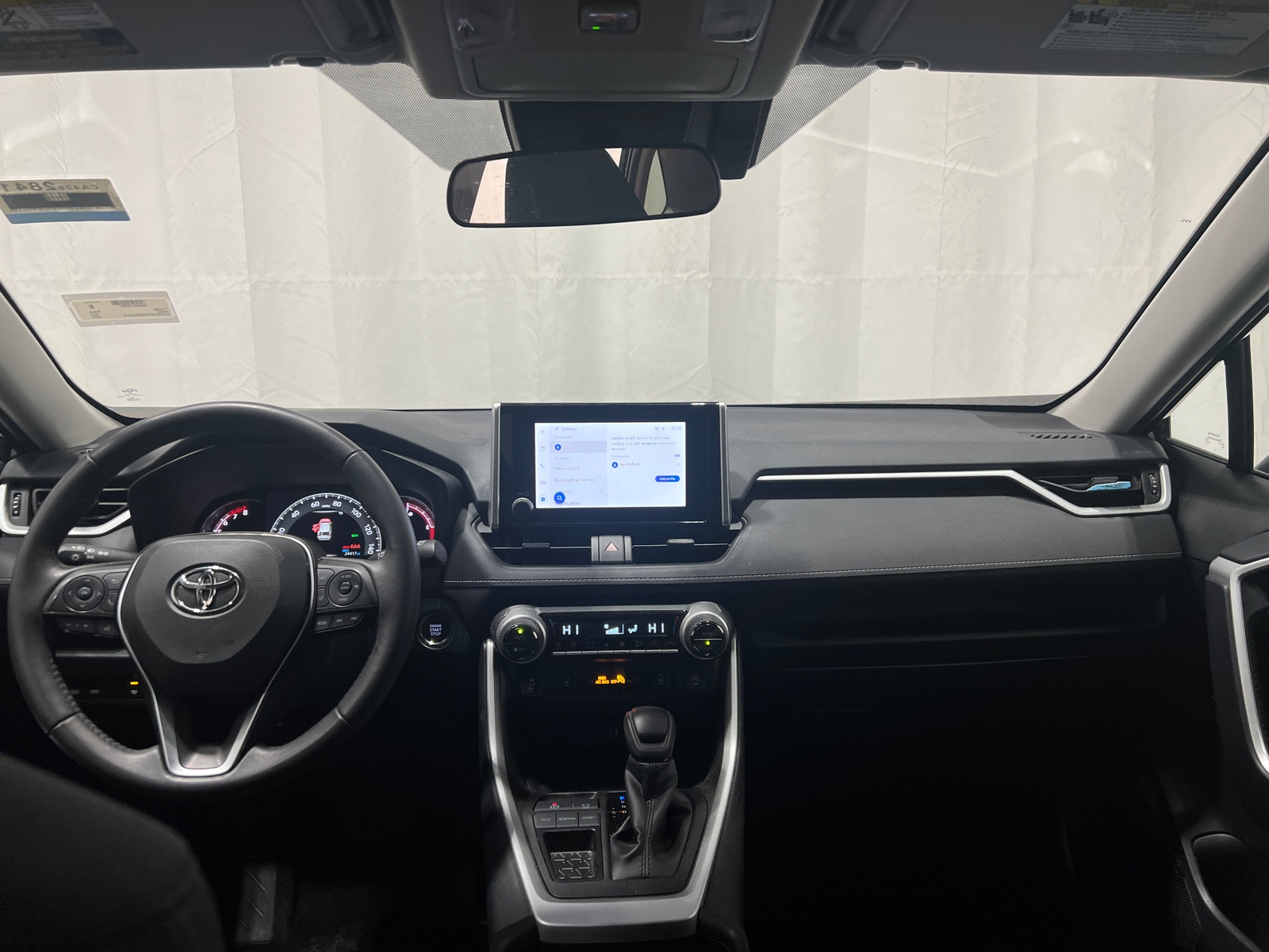 Thumbnail: 2025 Toyota RAV4 - 3