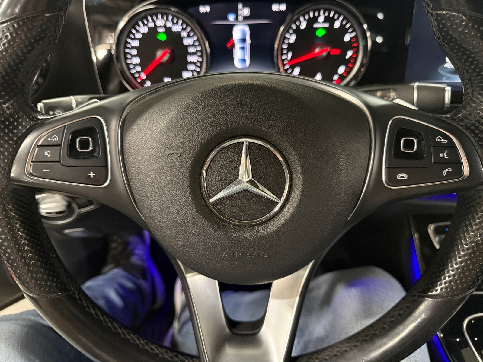 Thumbnail: 2017 Mercedes-Benz E-Class - 4