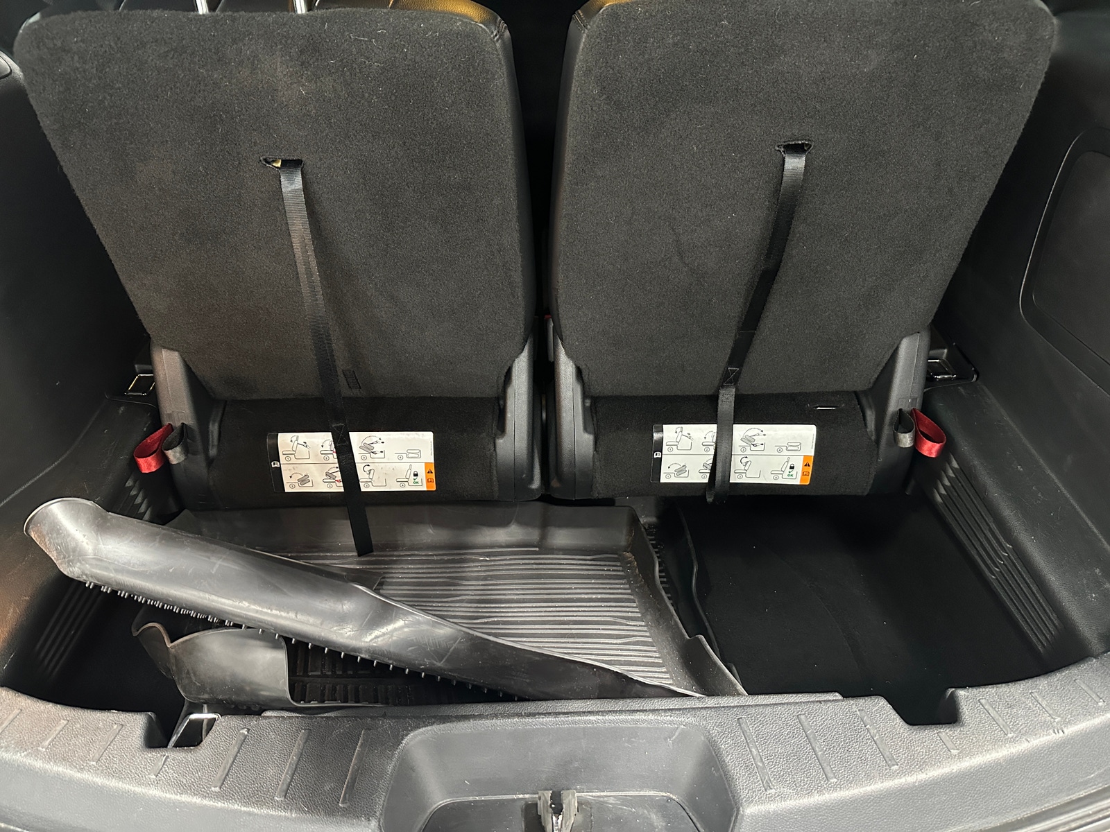 Thumbnail: 2017 Ford Explorer - 7