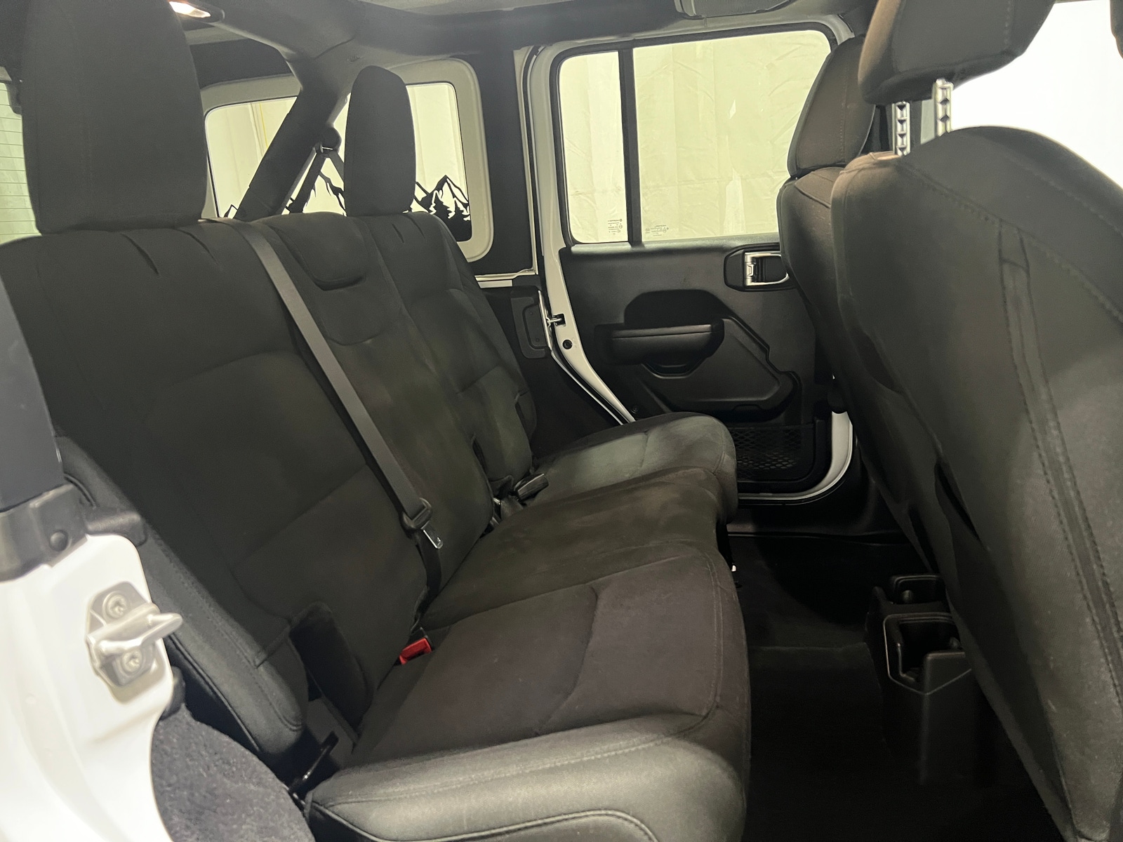 Thumbnail: 2021 Jeep Wrangler - 6