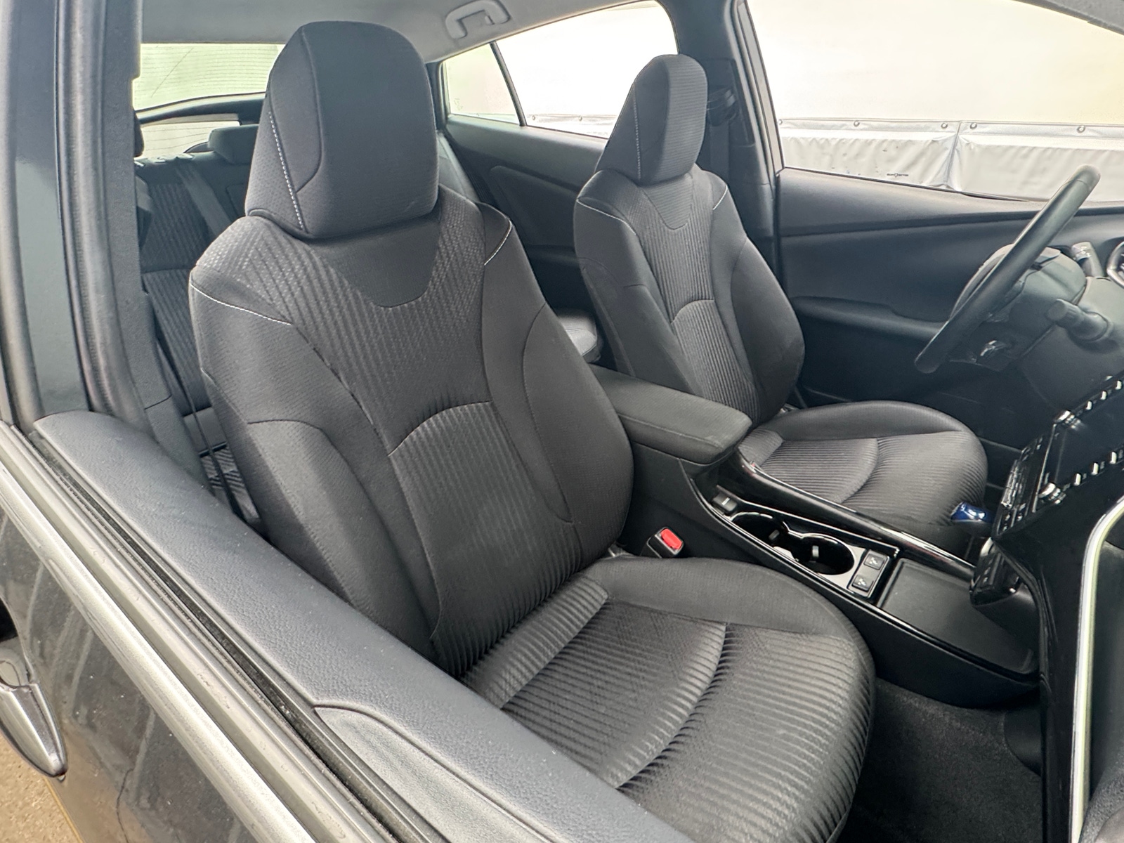 Thumbnail: 2021 Toyota Prius Prime - 2