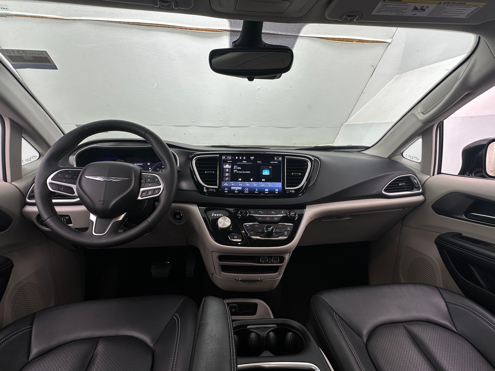 Thumbnail: 2024 Chrysler Pacifica - 2