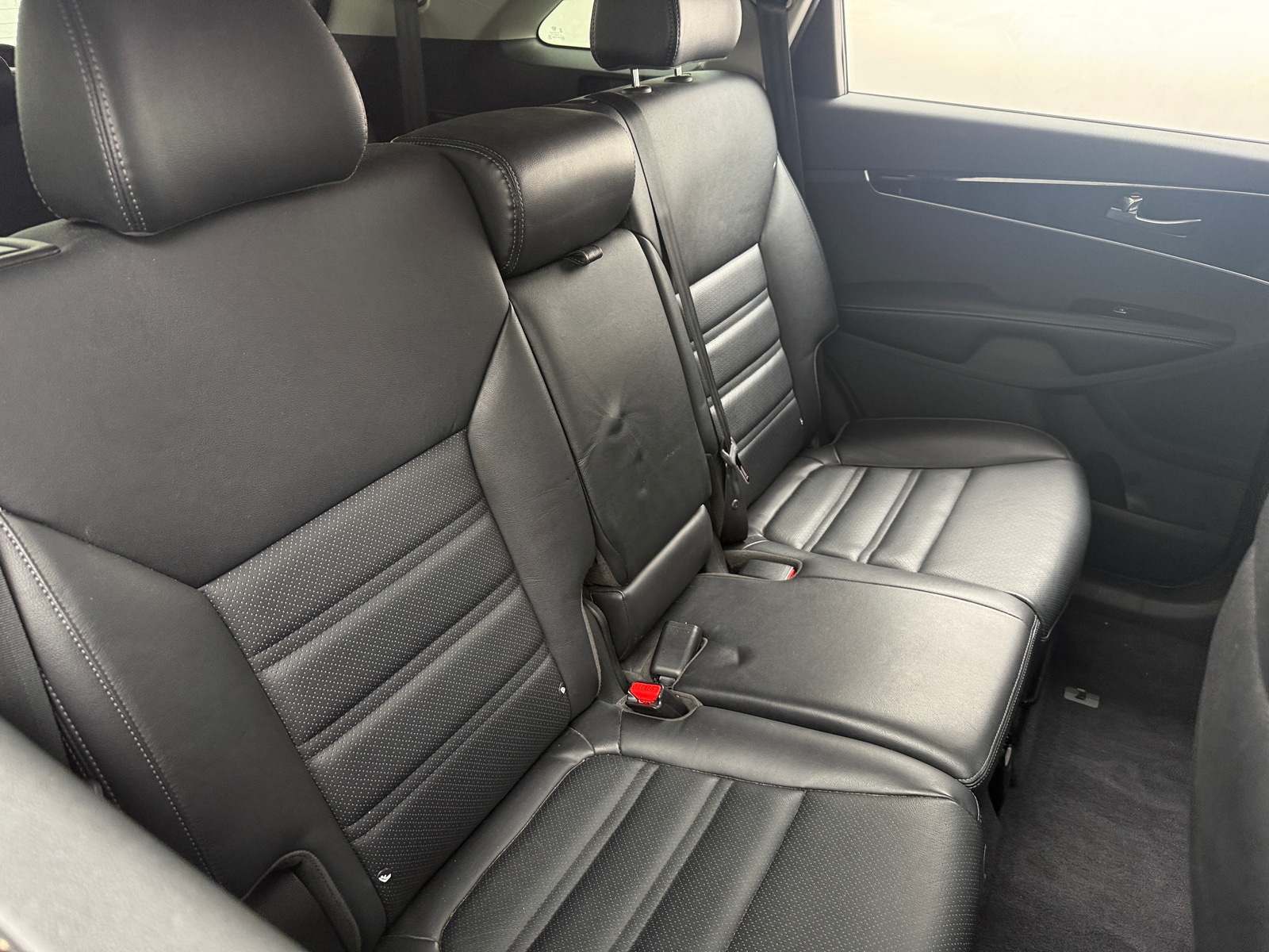 Thumbnail: 2019 Kia Sorento - 5