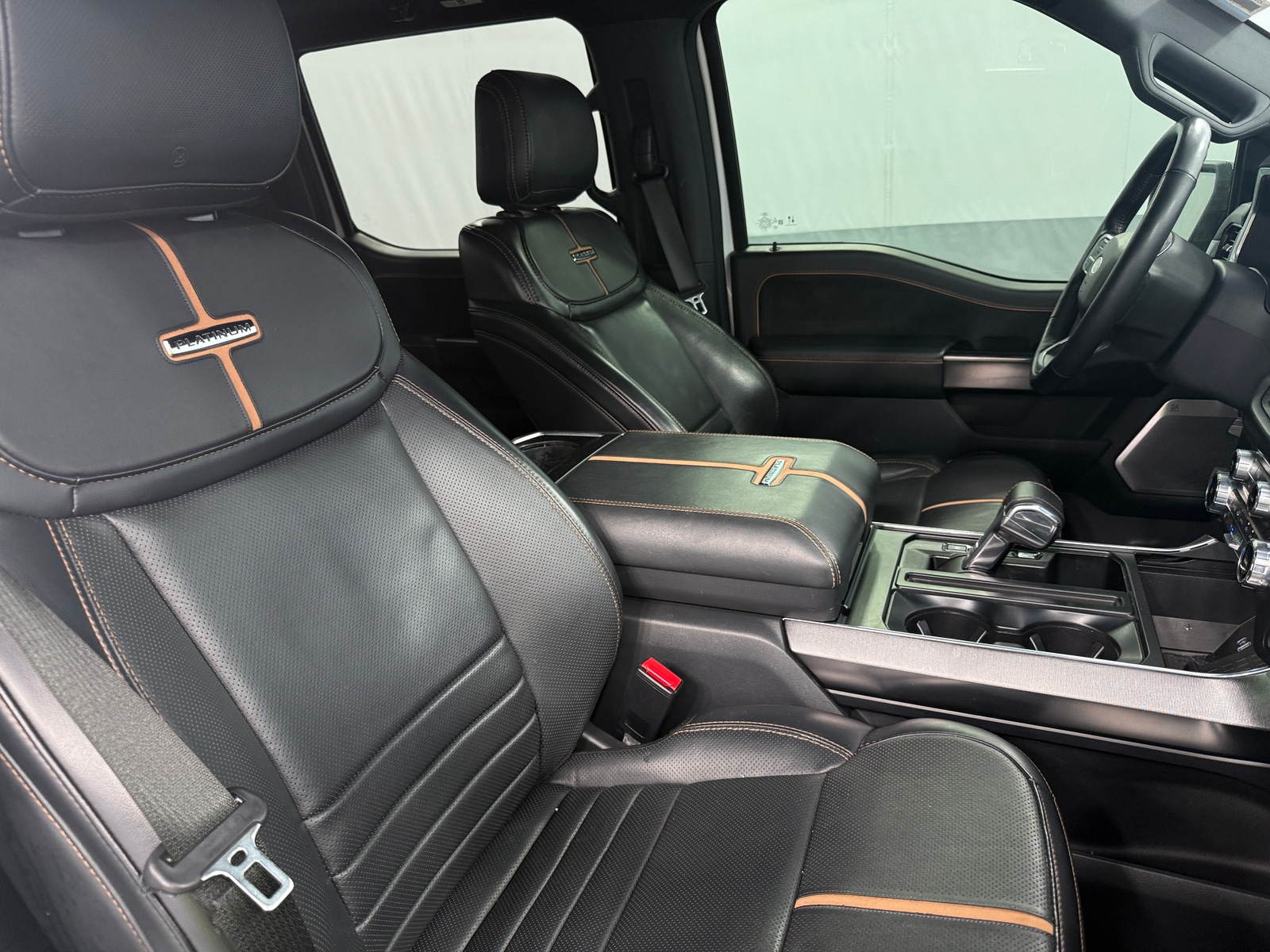 Thumbnail: 2022 Ford Econoline - 2