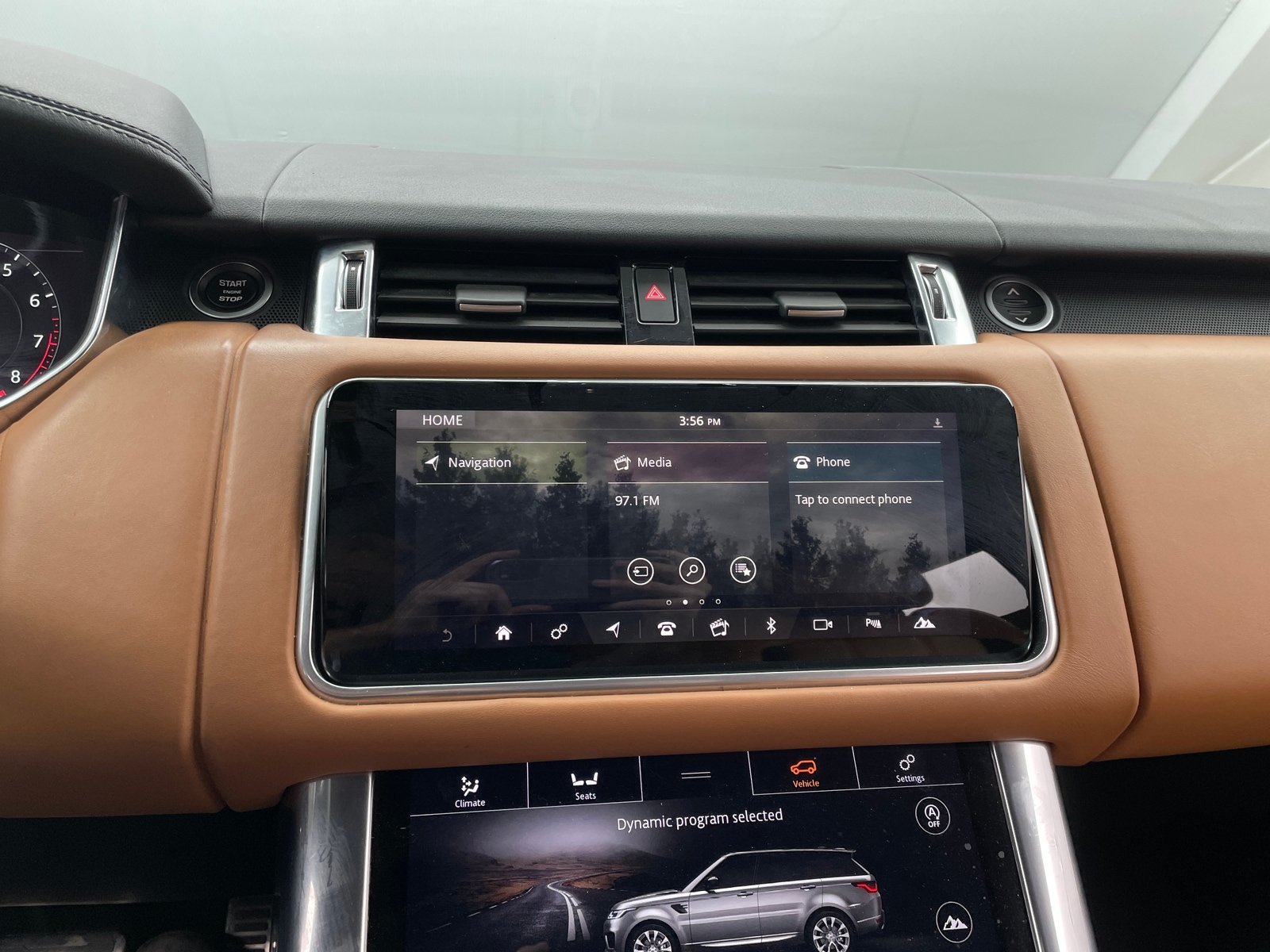 Thumbnail: 2018 Land Rover Range Rover Sport - 3