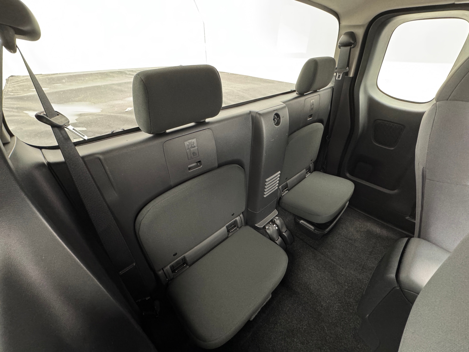 Thumbnail: 2023 Nissan Frontier - 6