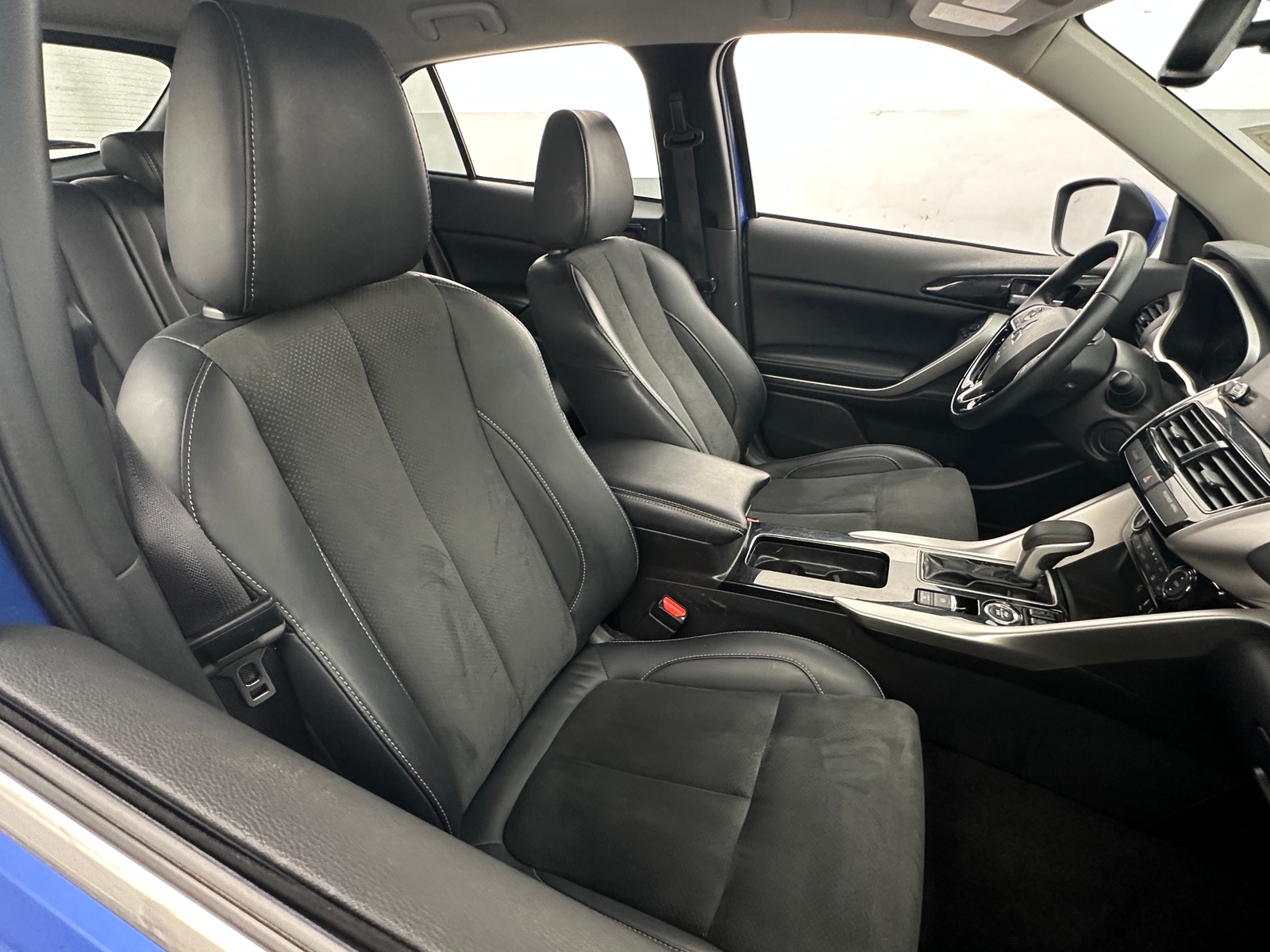 Thumbnail: 2024 Mitsubishi Eclipse Cross - 2