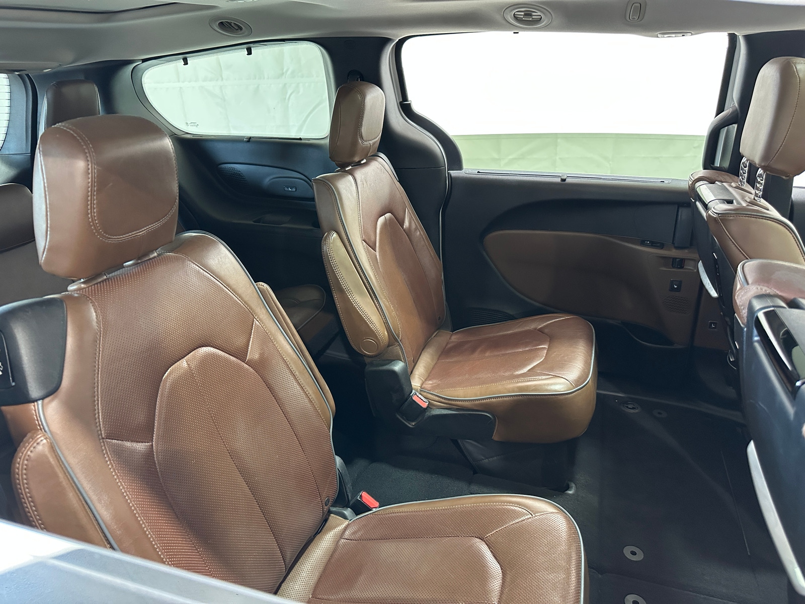 Thumbnail: 2017 Chrysler Pacifica - 5