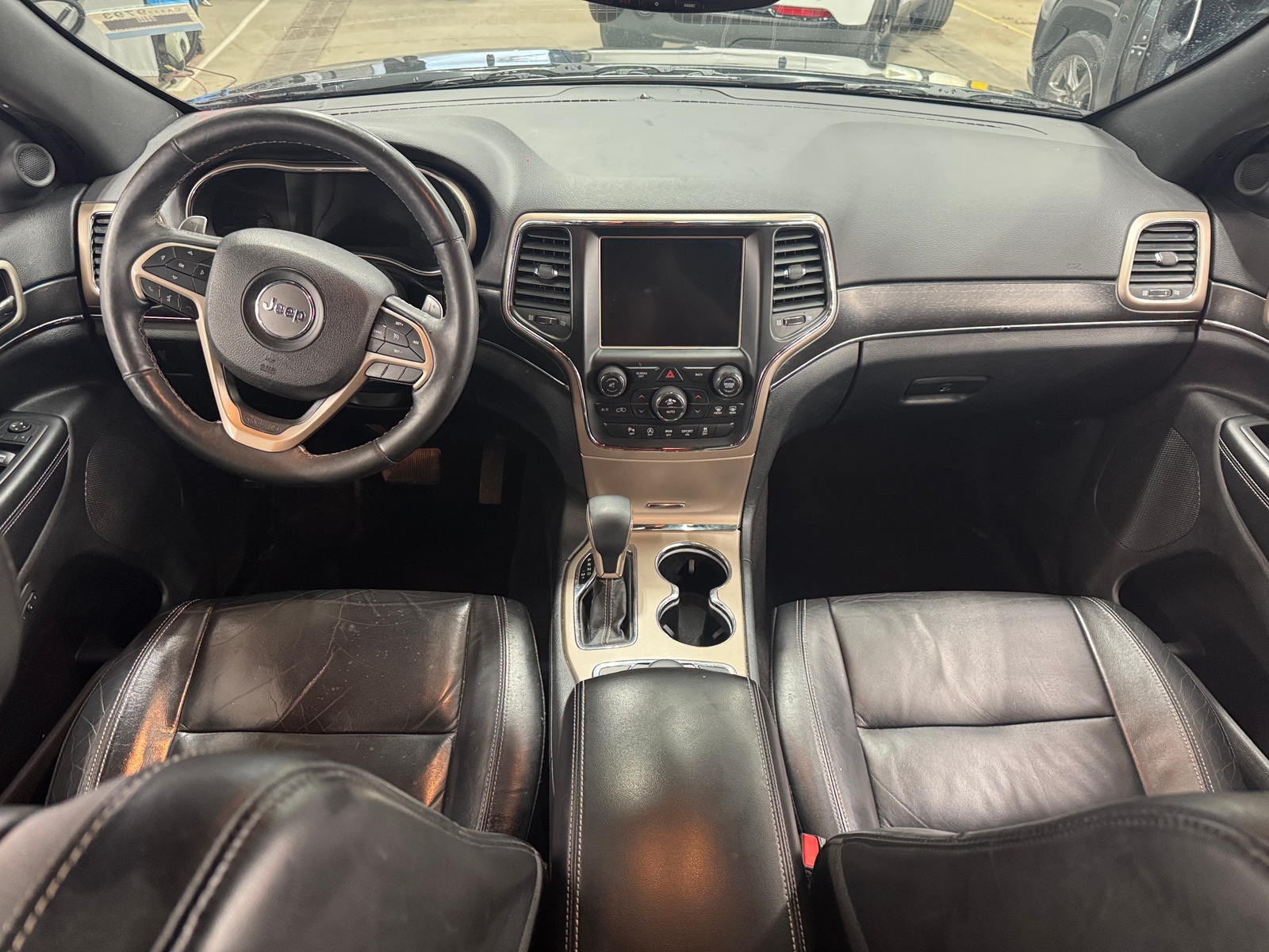 Thumbnail: 2017 Jeep Grand Cherokee - 2