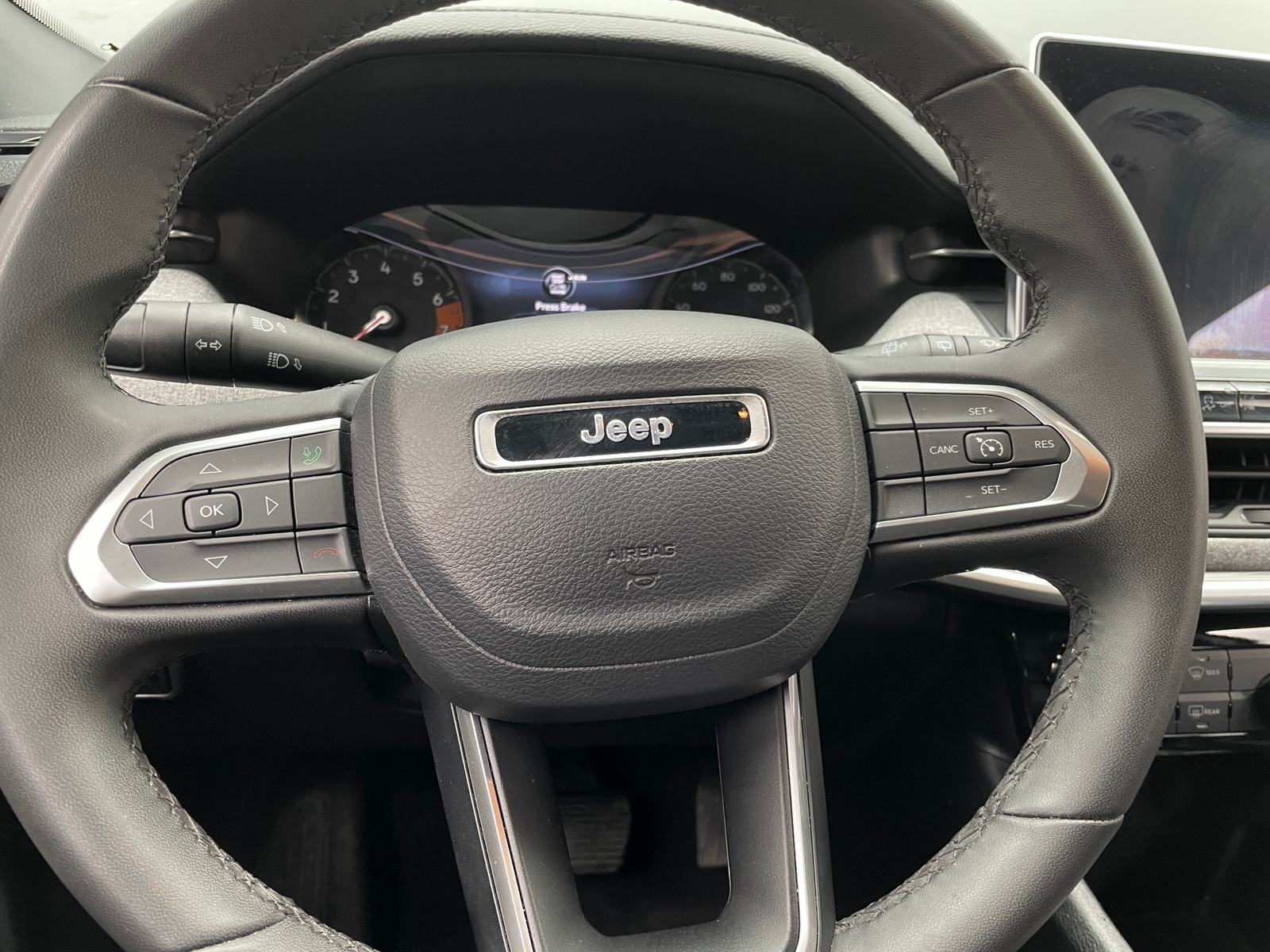 Thumbnail: 2024 Jeep Compass - 4