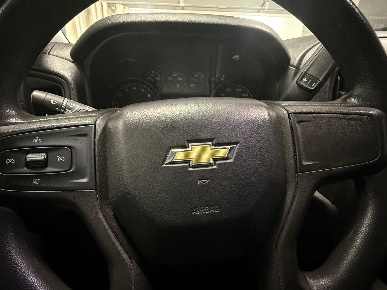 Thumbnail: 2019 Chevrolet Silverado 1500 - 5