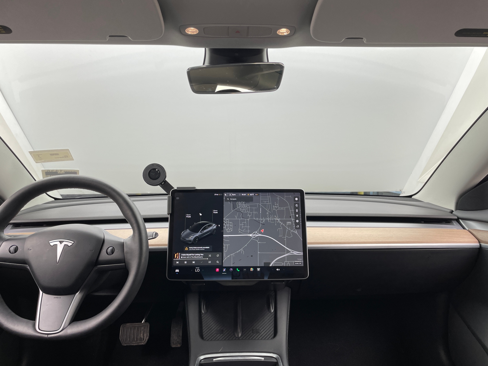 Thumbnail: 2022 Tesla Model 3 - 2