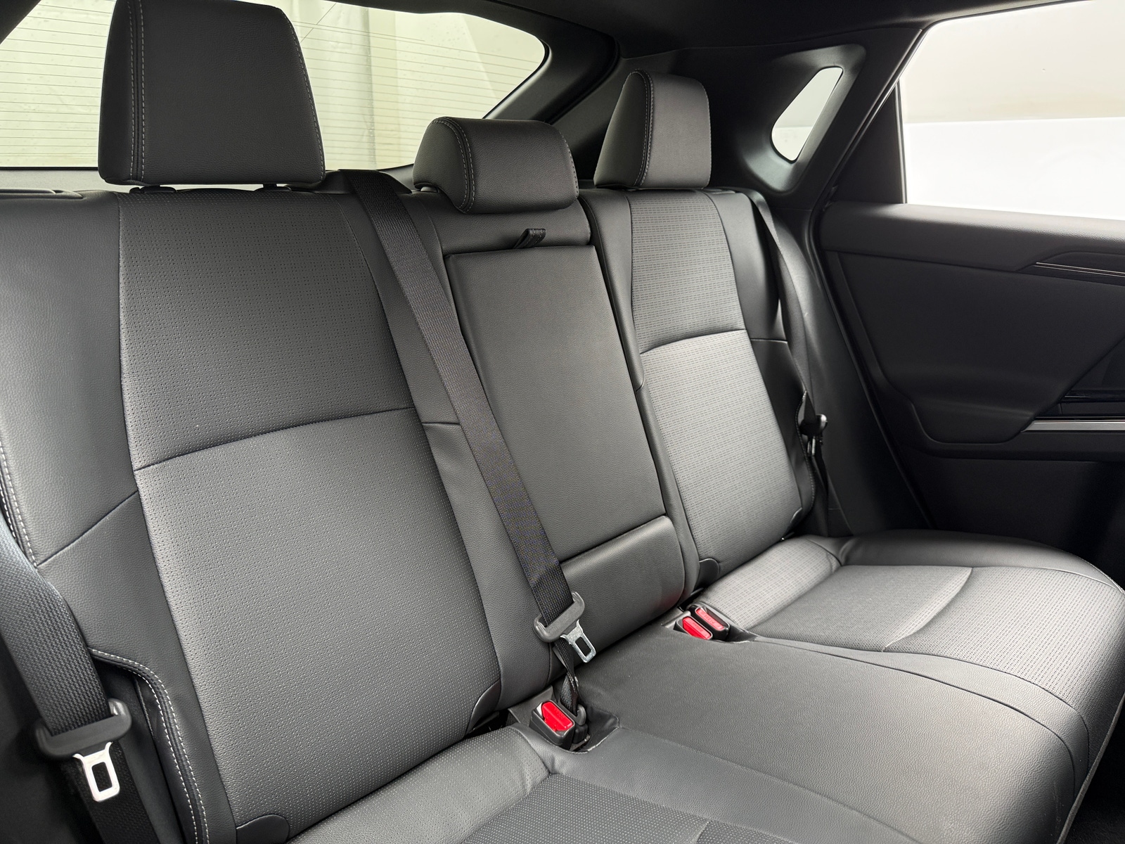 Thumbnail: 2023 Subaru Solterra - 5