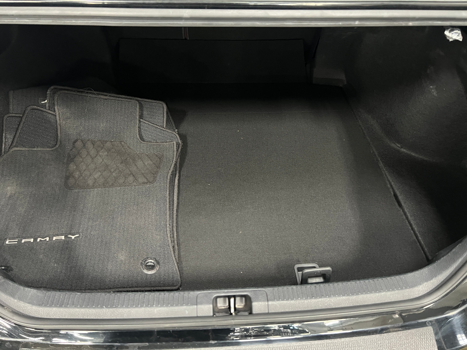 Thumbnail: 2022 Toyota Camry - 6