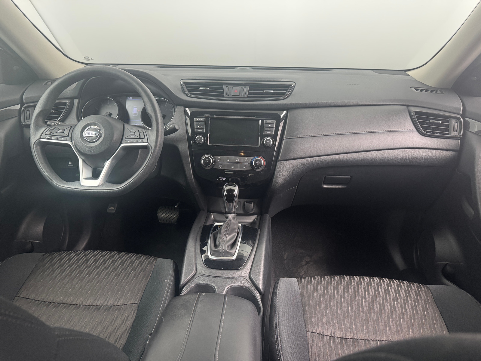 Thumbnail: 2018 Nissan Rogue - 3