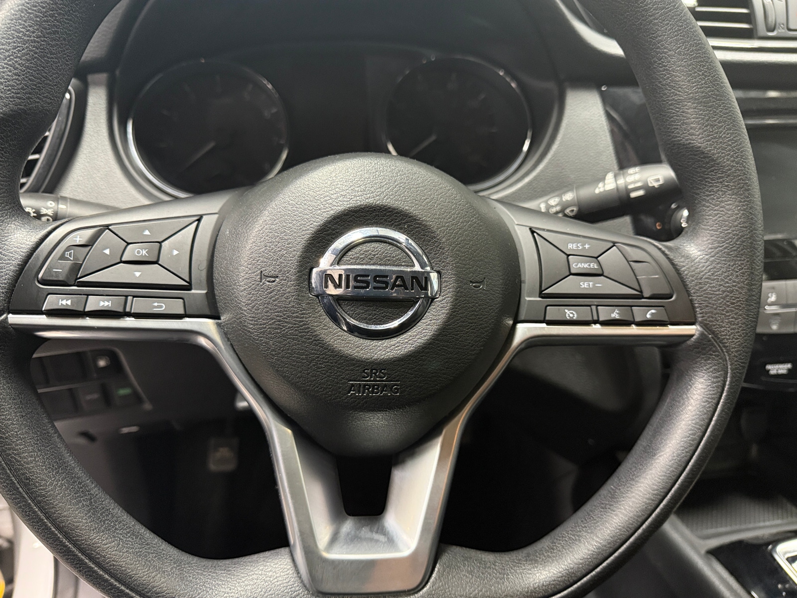 Thumbnail: 2018 Nissan Rogue - 5