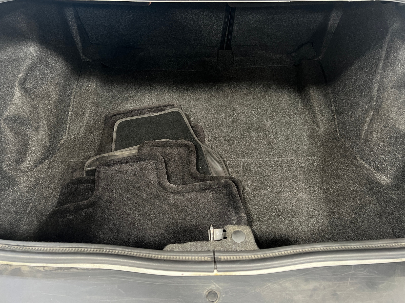 Thumbnail: 2017 Dodge Challenger - 5