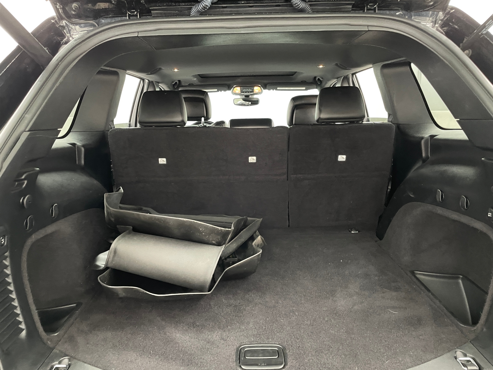 Thumbnail: 2020 Jeep Grand Cherokee - 7