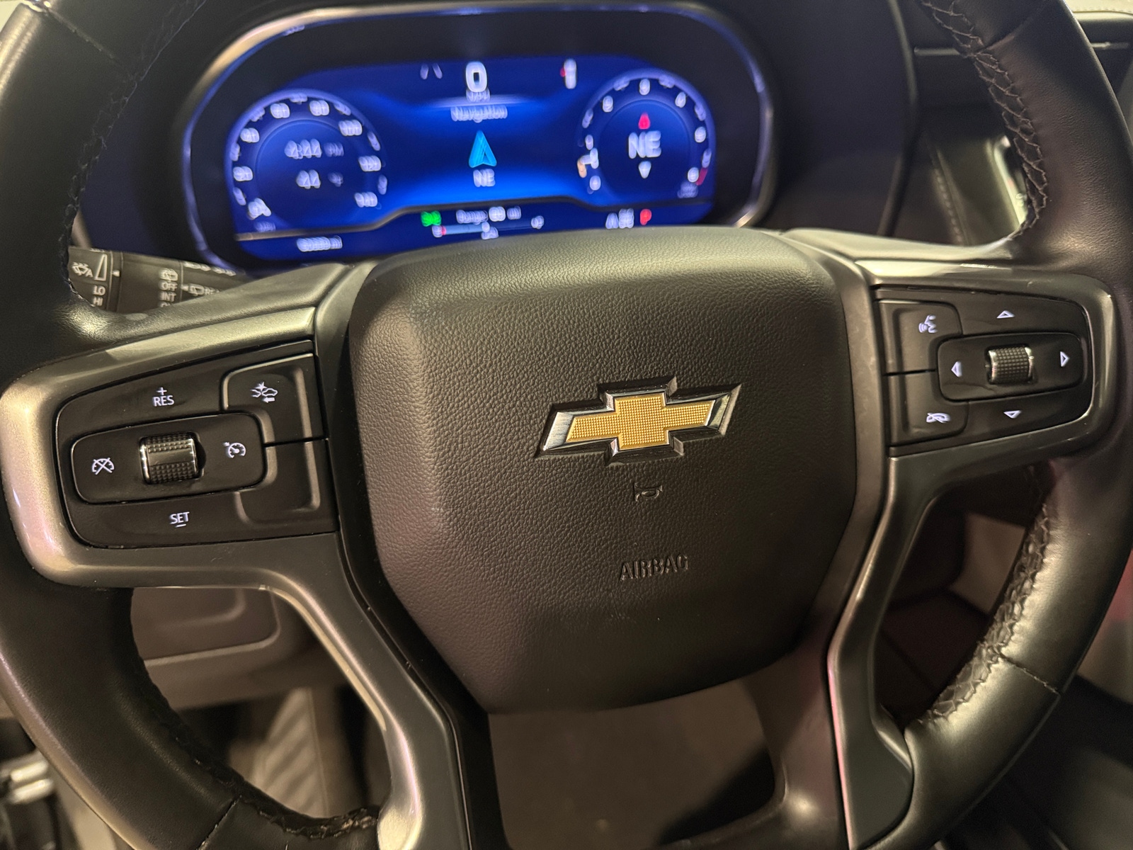 Thumbnail: 2024 Chevrolet Tahoe - 4