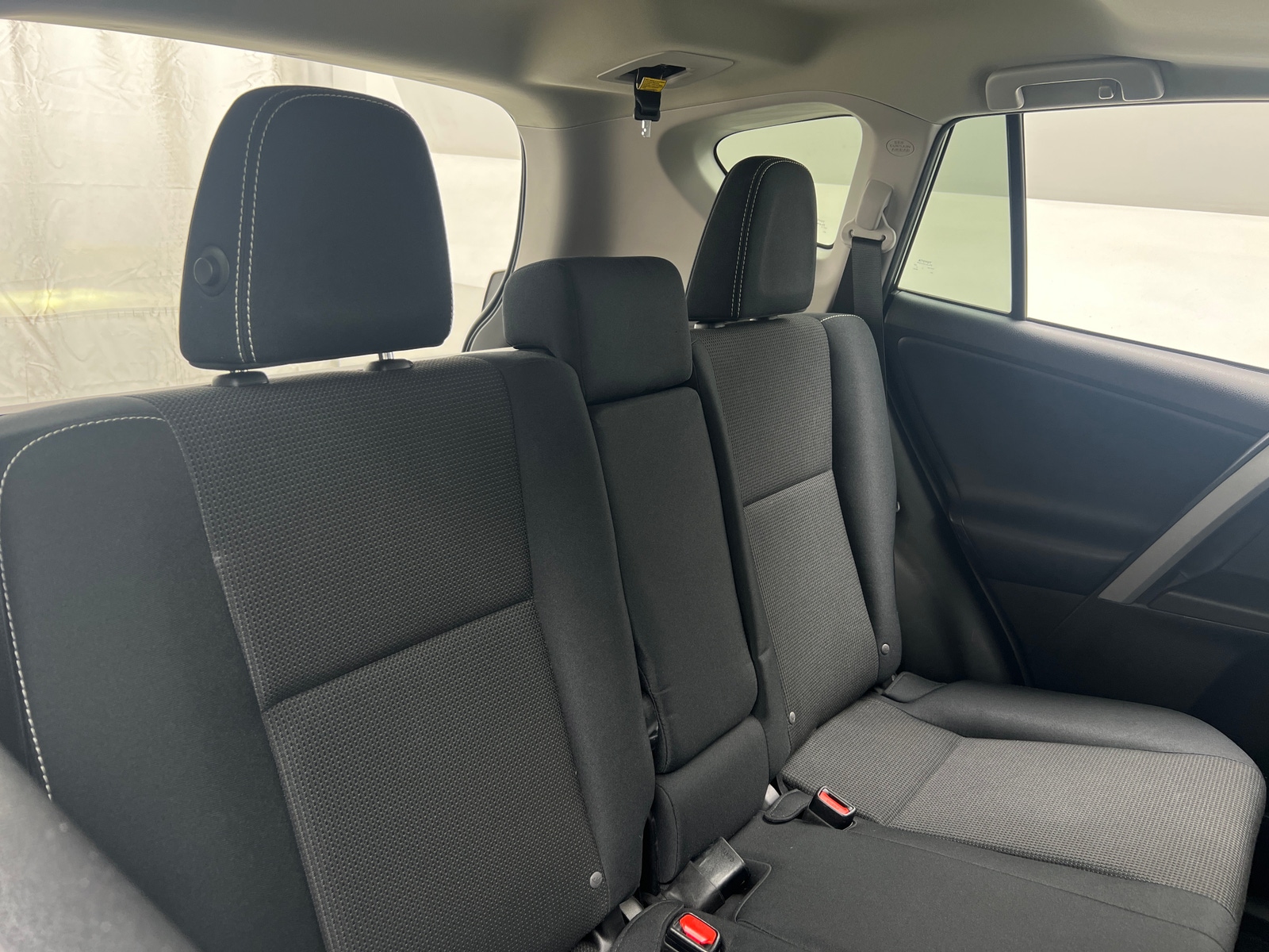 Thumbnail: 2017 Toyota RAV4 - 6