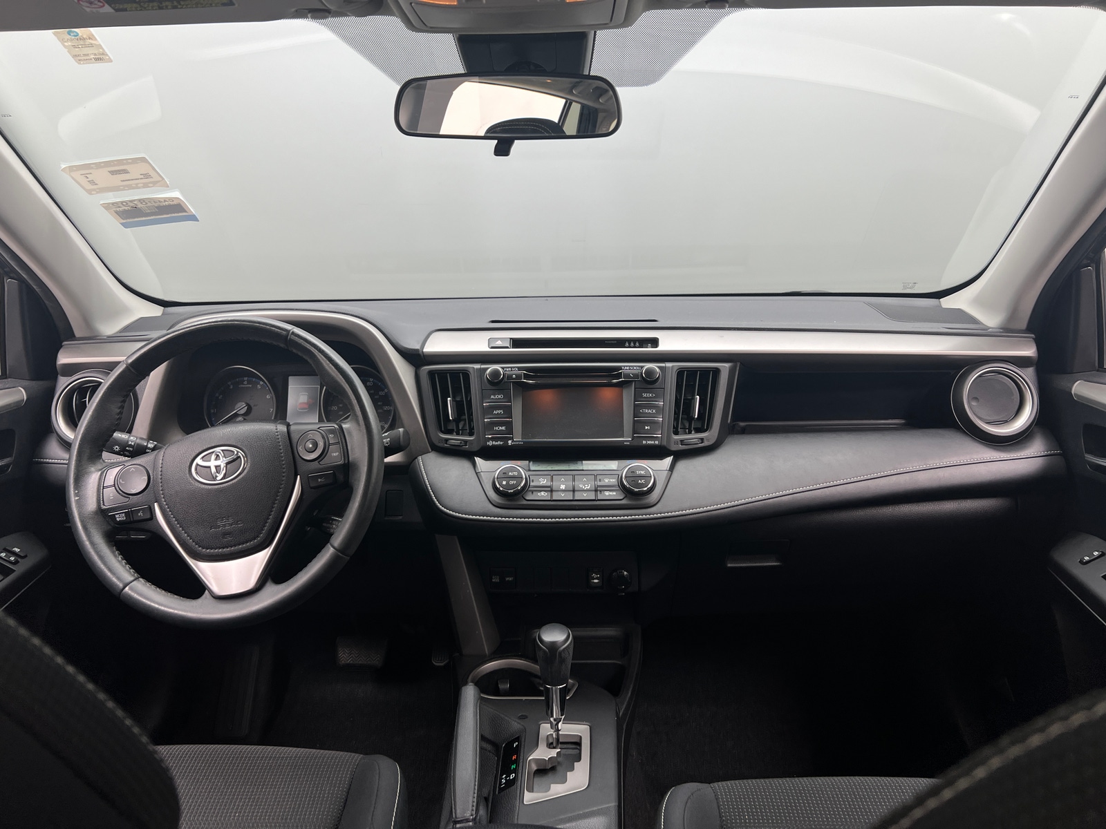 Thumbnail: 2017 Toyota RAV4 - 3