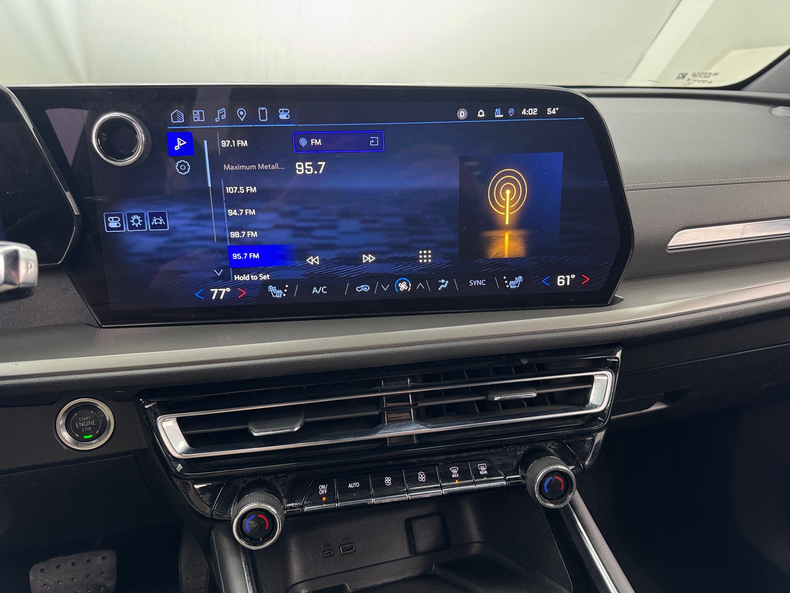 Thumbnail: 2024 Chevrolet Traverse - 4