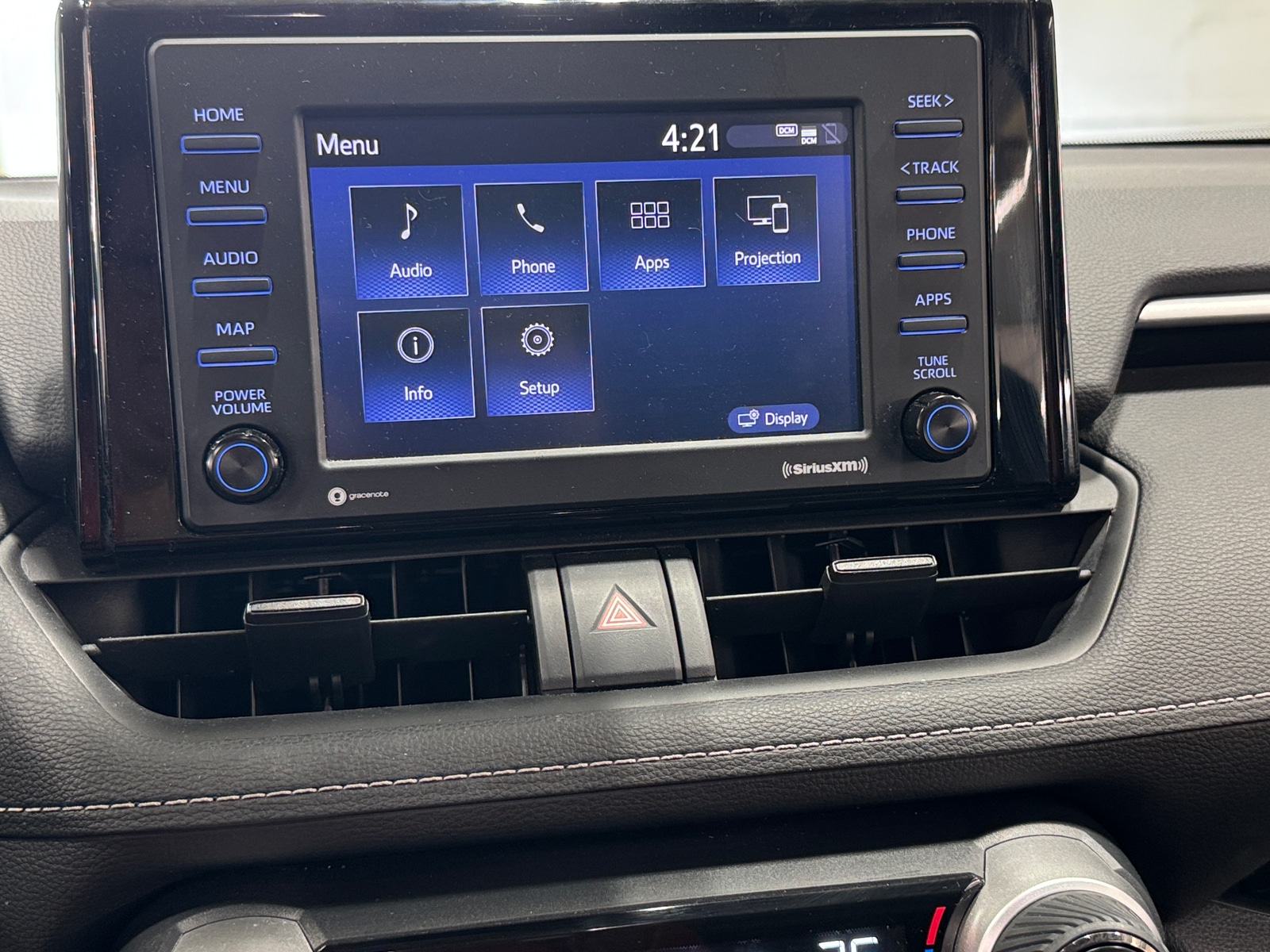 Thumbnail: 2022 Toyota RAV4 - 4