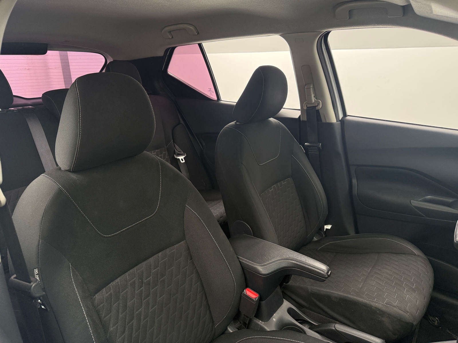 Thumbnail: 2021 Nissan Kicks - 2