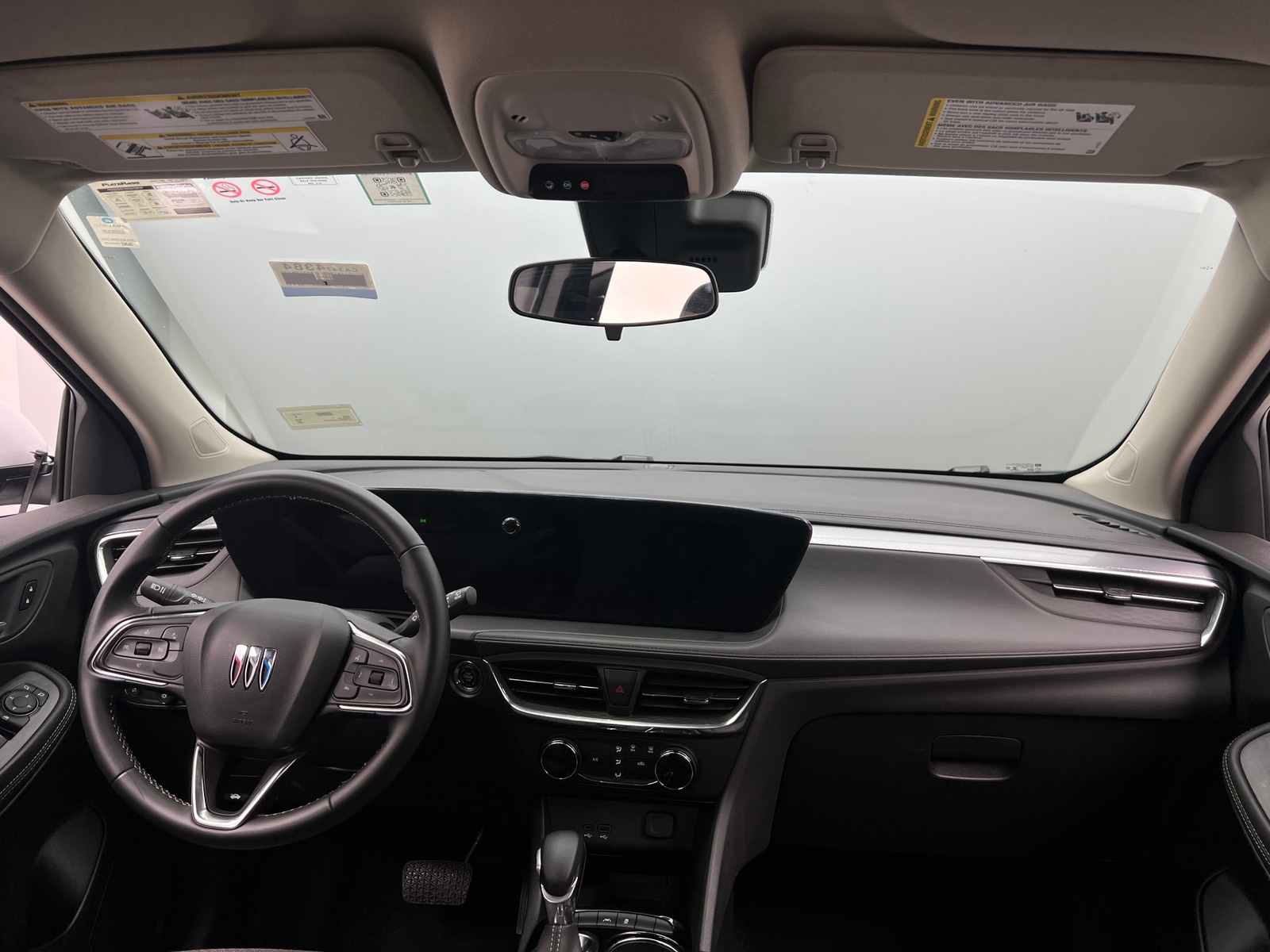 Thumbnail: 2025 Buick Encore GX - 3