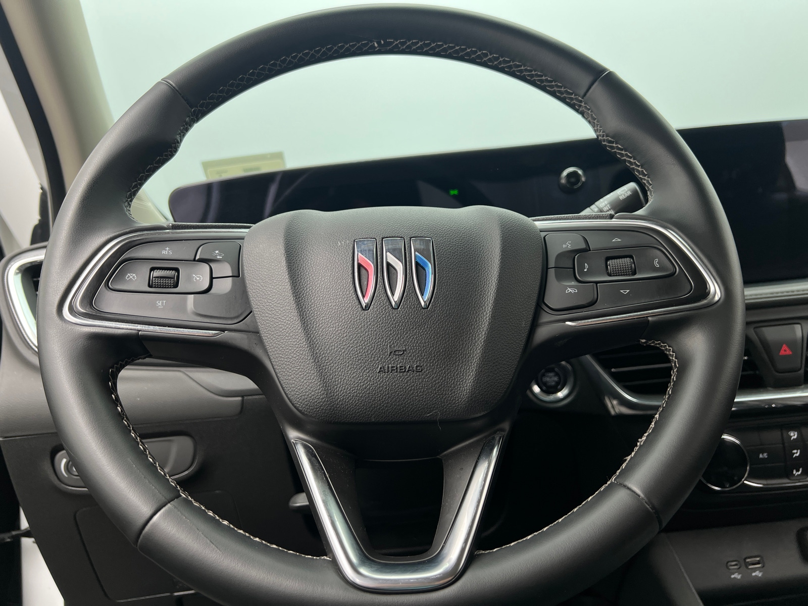 Thumbnail: 2025 Buick Encore GX - 5