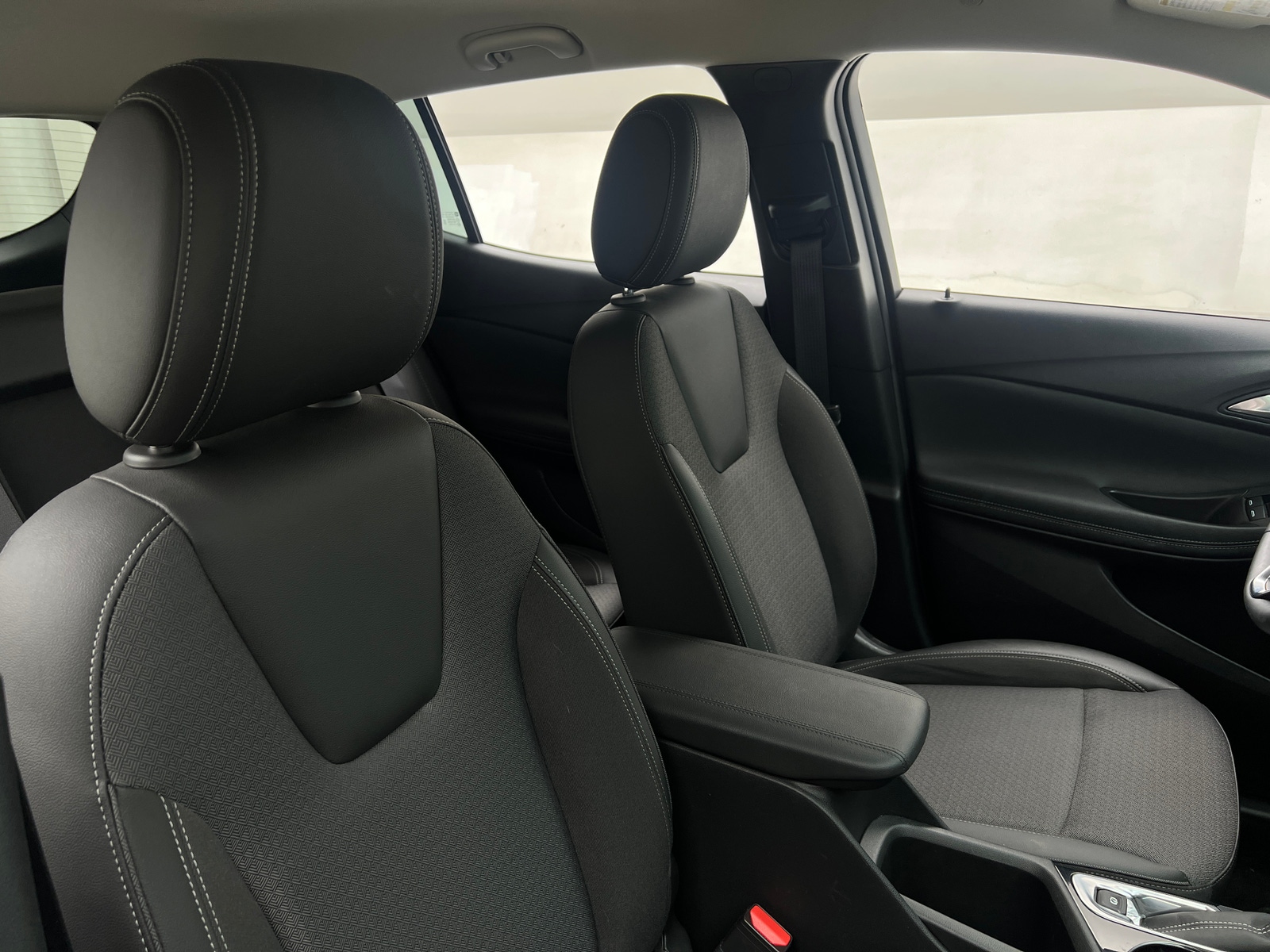 Thumbnail: 2024 Buick Encore GX - 2