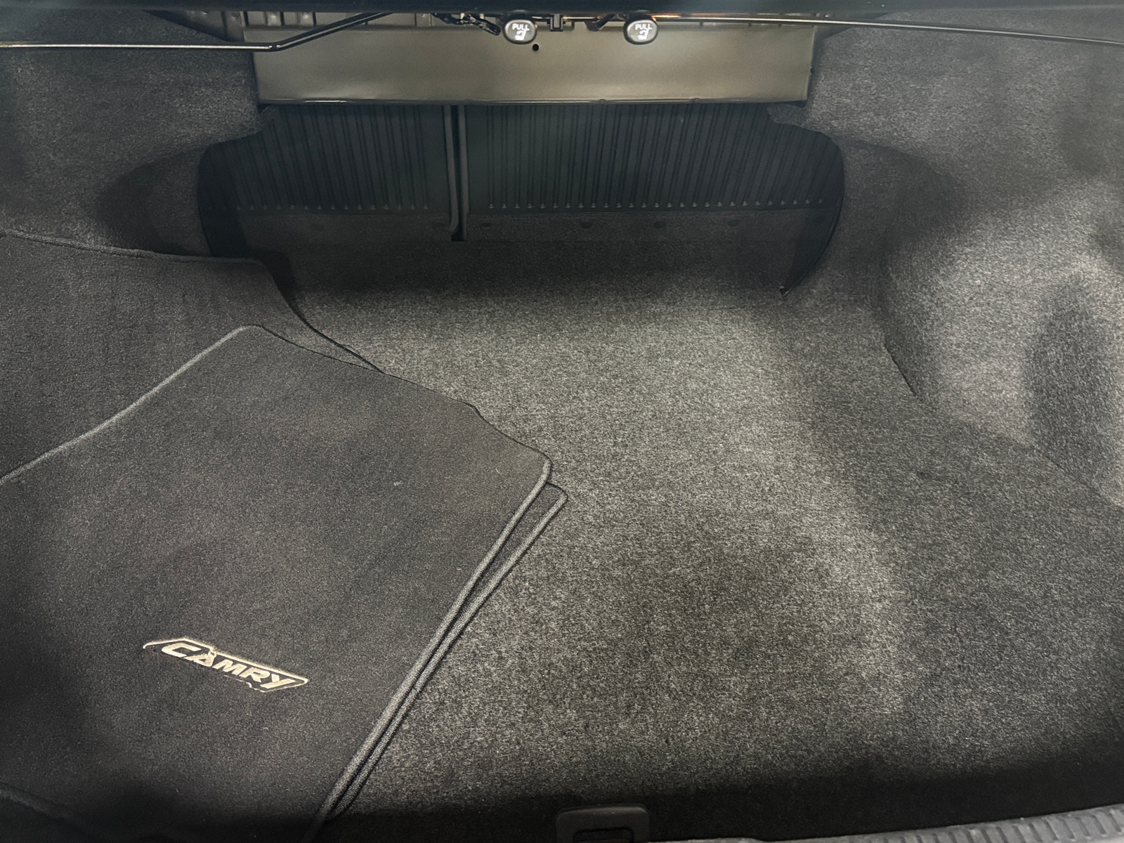 Thumbnail: 2015 Toyota Camry - 6