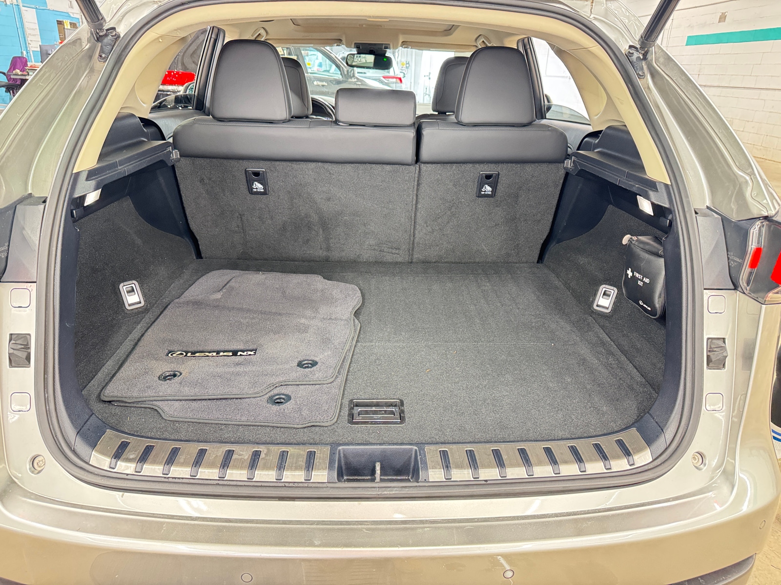 Thumbnail: 2020 Lexus NX - 6