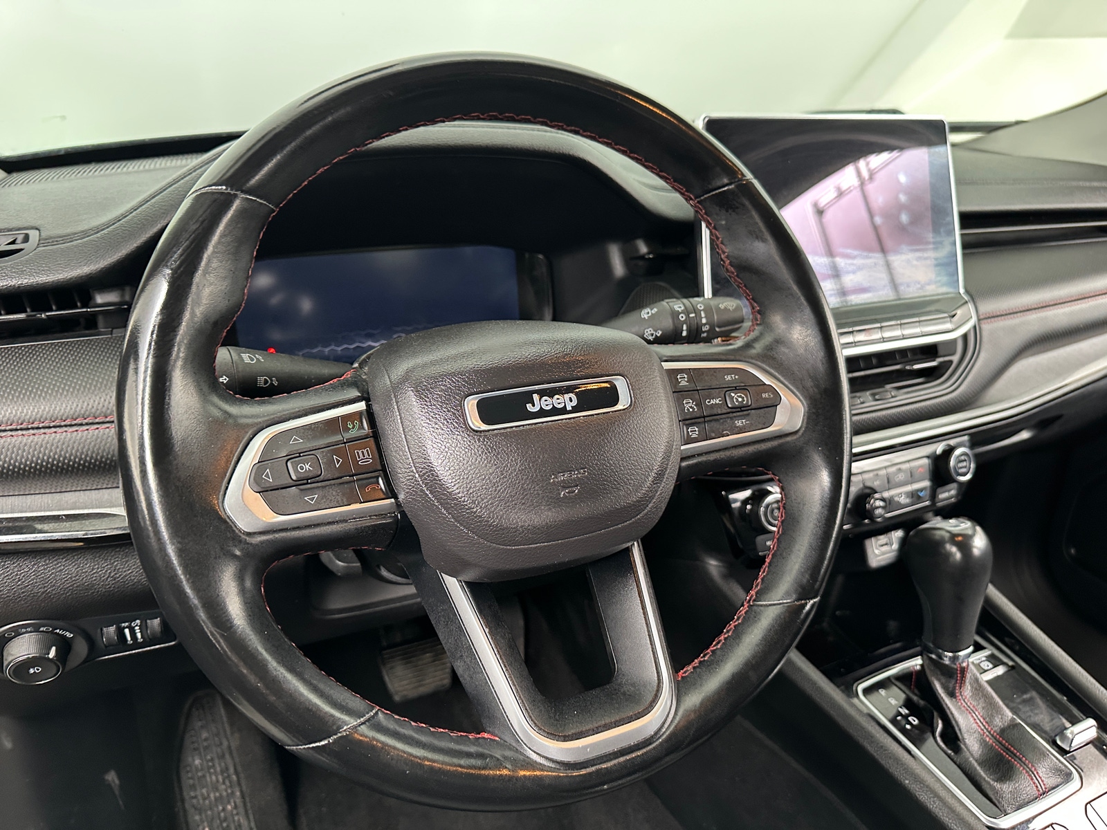 Thumbnail: 2022 Jeep Compass - 4