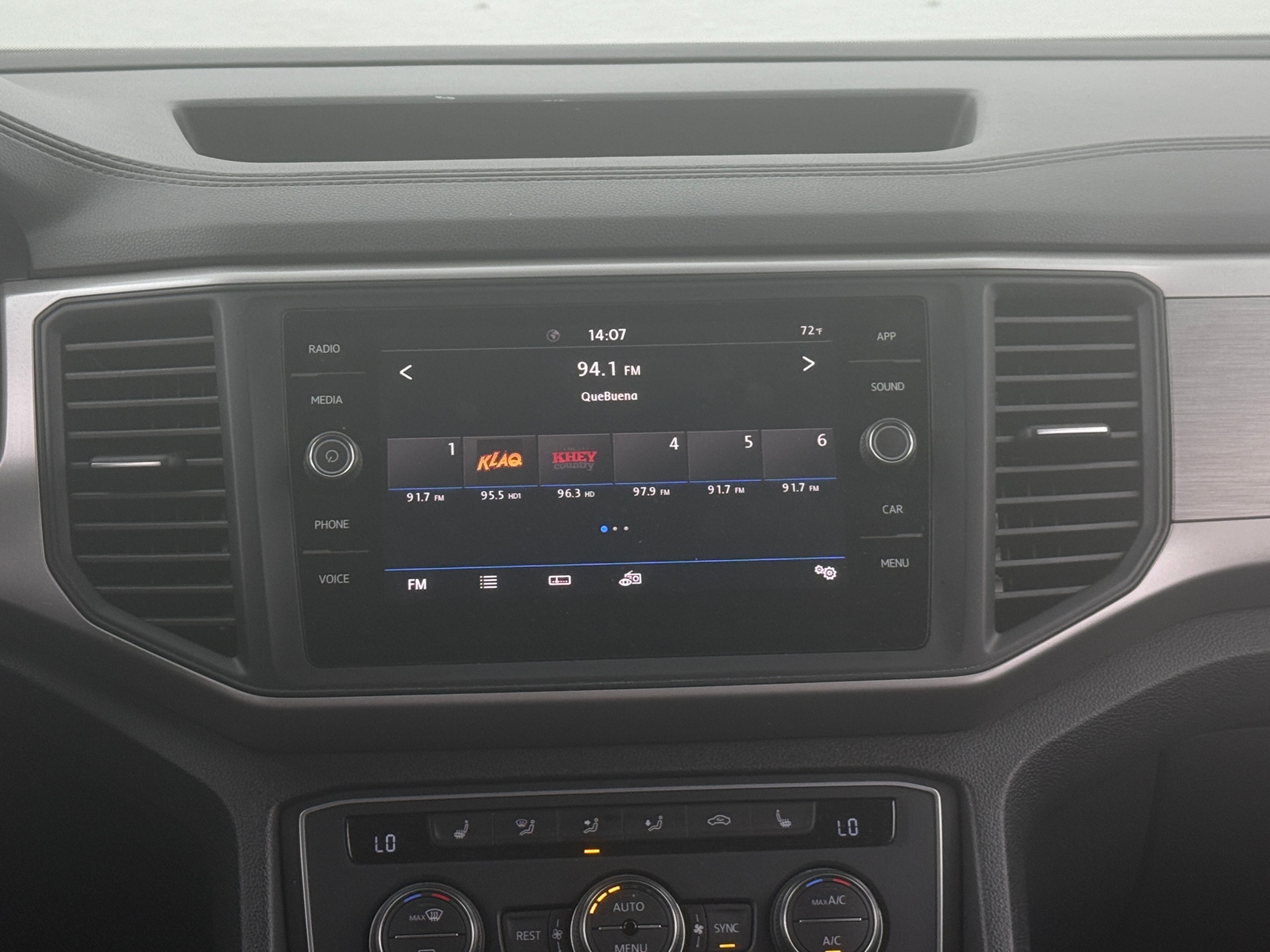 Thumbnail: 2020 Volkswagen Atlas - 3