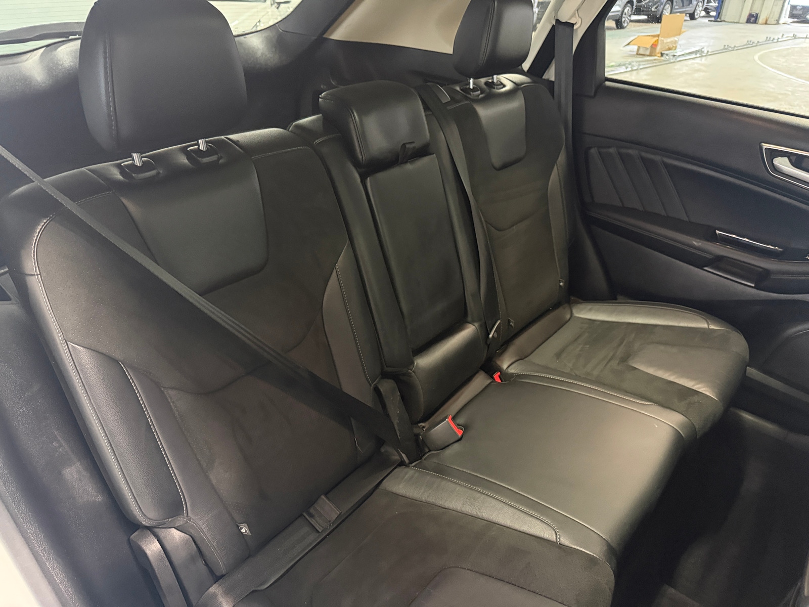 Thumbnail: 2015 Ford Edge - 5