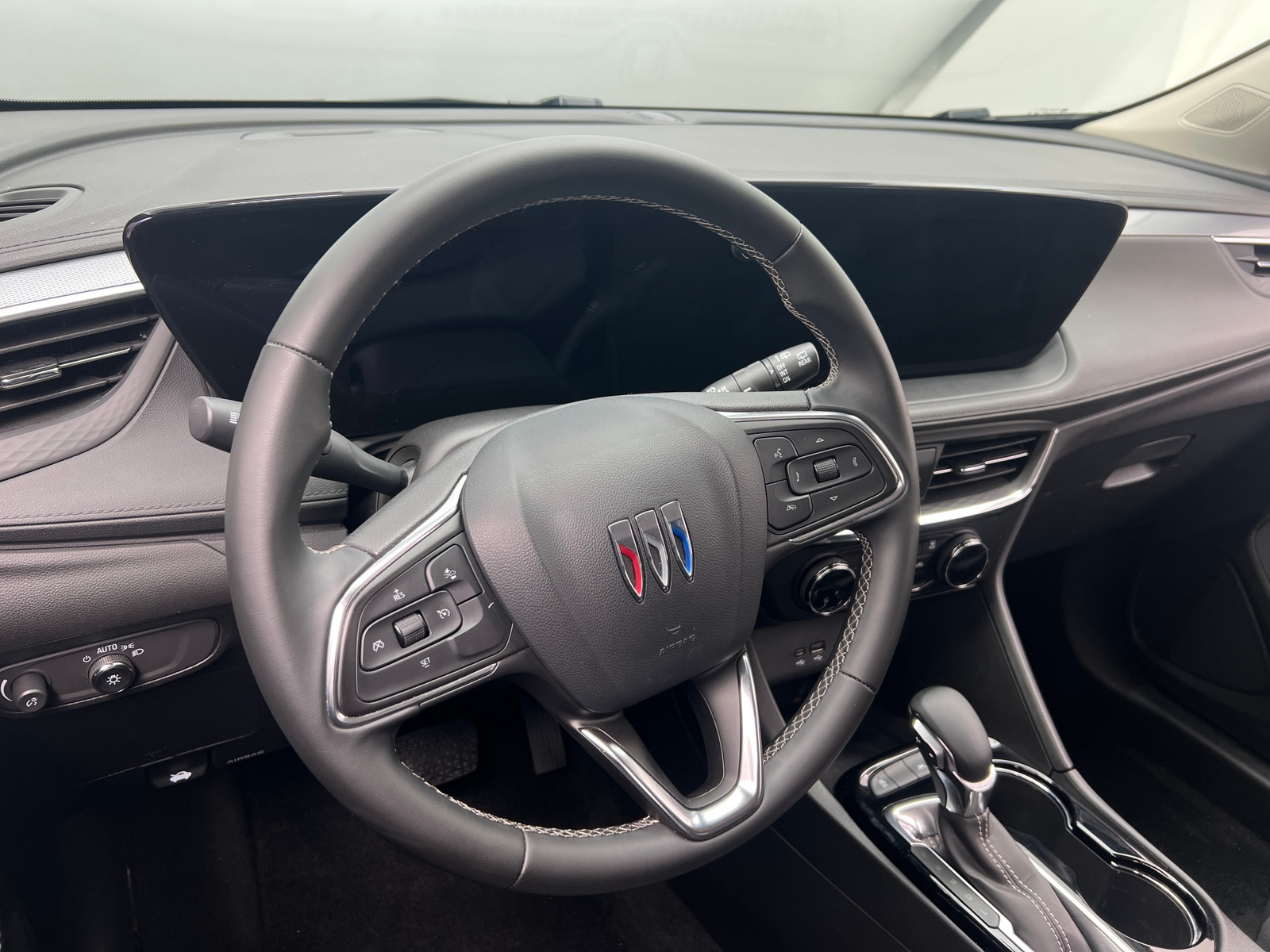 Thumbnail: 2025 Buick Encore GX - 4