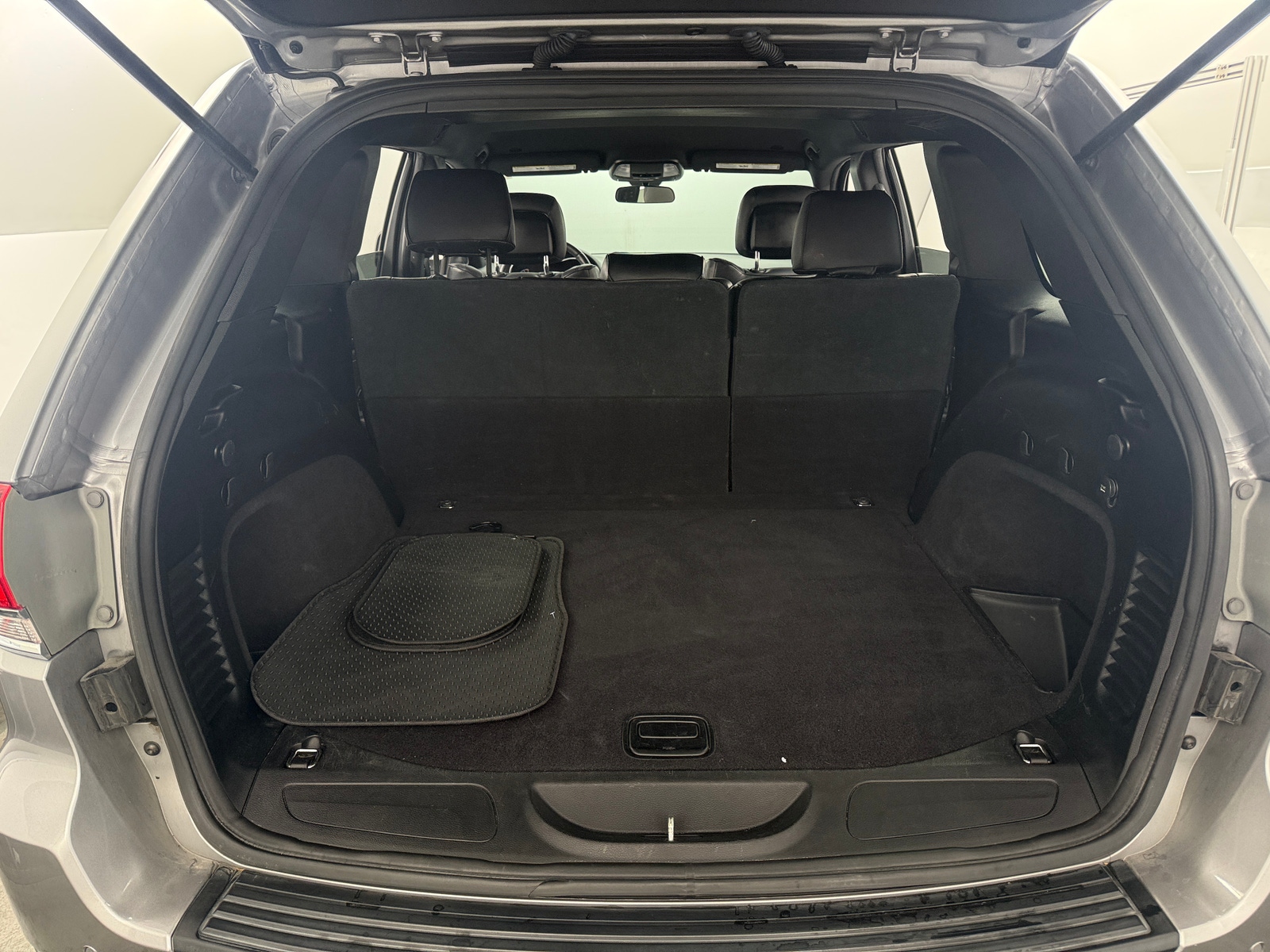 Thumbnail: 2019 Jeep Grand Cherokee - 7