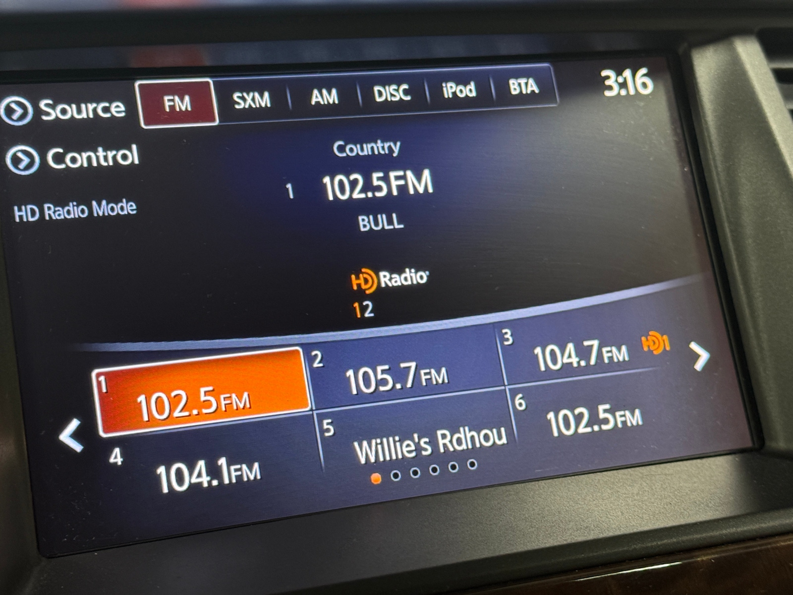 Thumbnail: 2018 Nissan Armada - 3