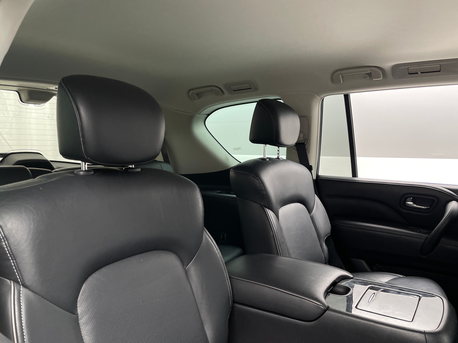 Thumbnail: 2023 INFINITI QX80 - 5