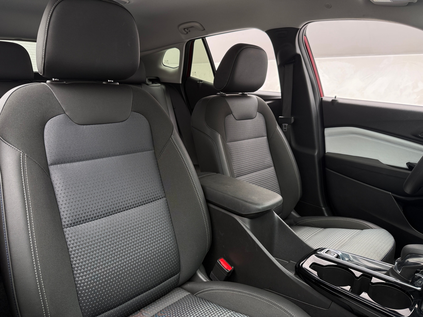 Thumbnail: 2025 Chevrolet Trax - 2