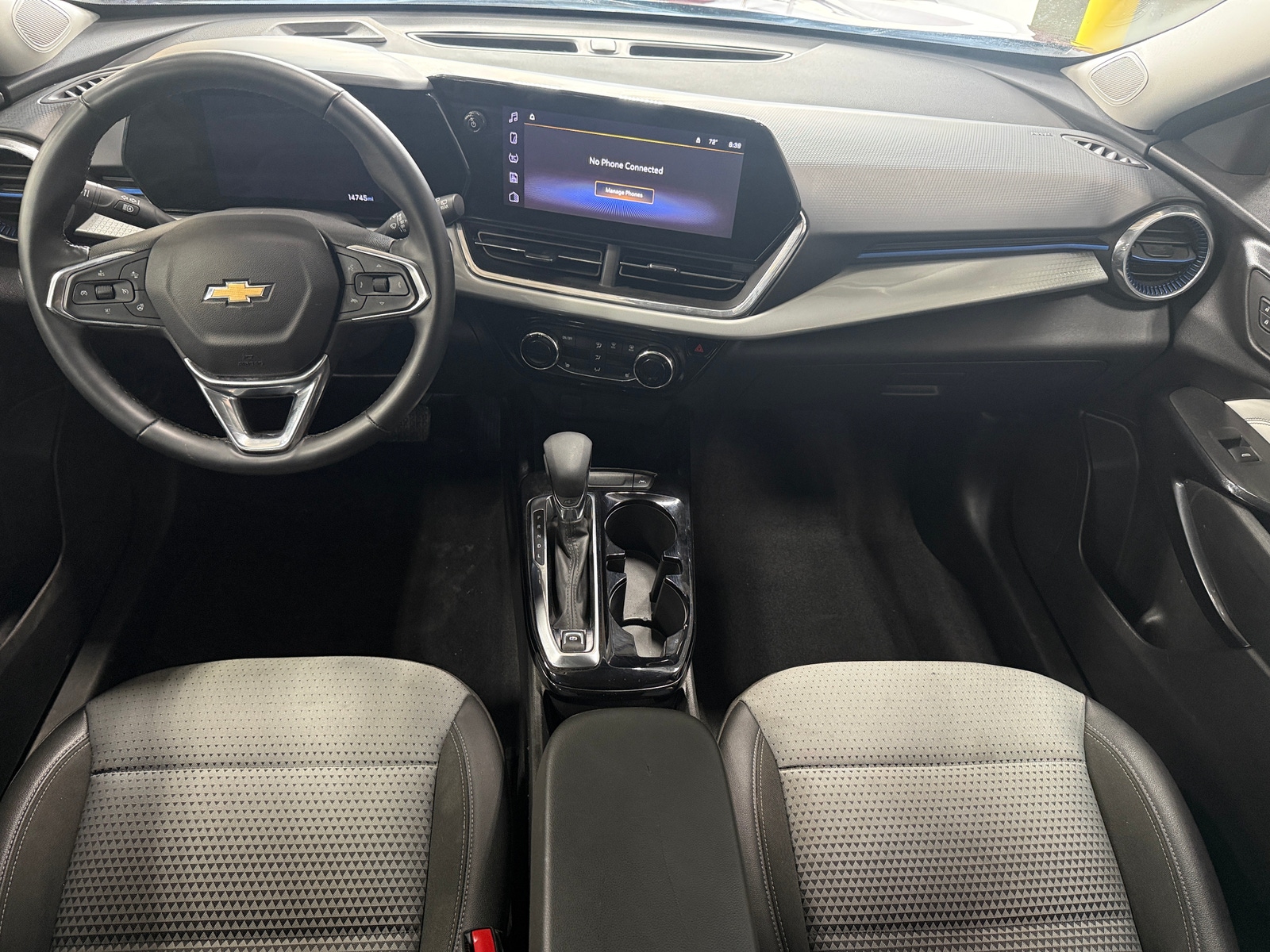 Thumbnail: 2025 Chevrolet Trax - 3