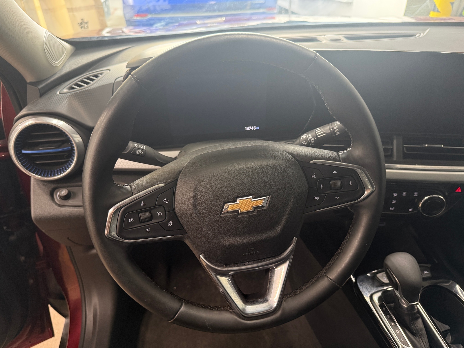 Thumbnail: 2025 Chevrolet Trax - 5